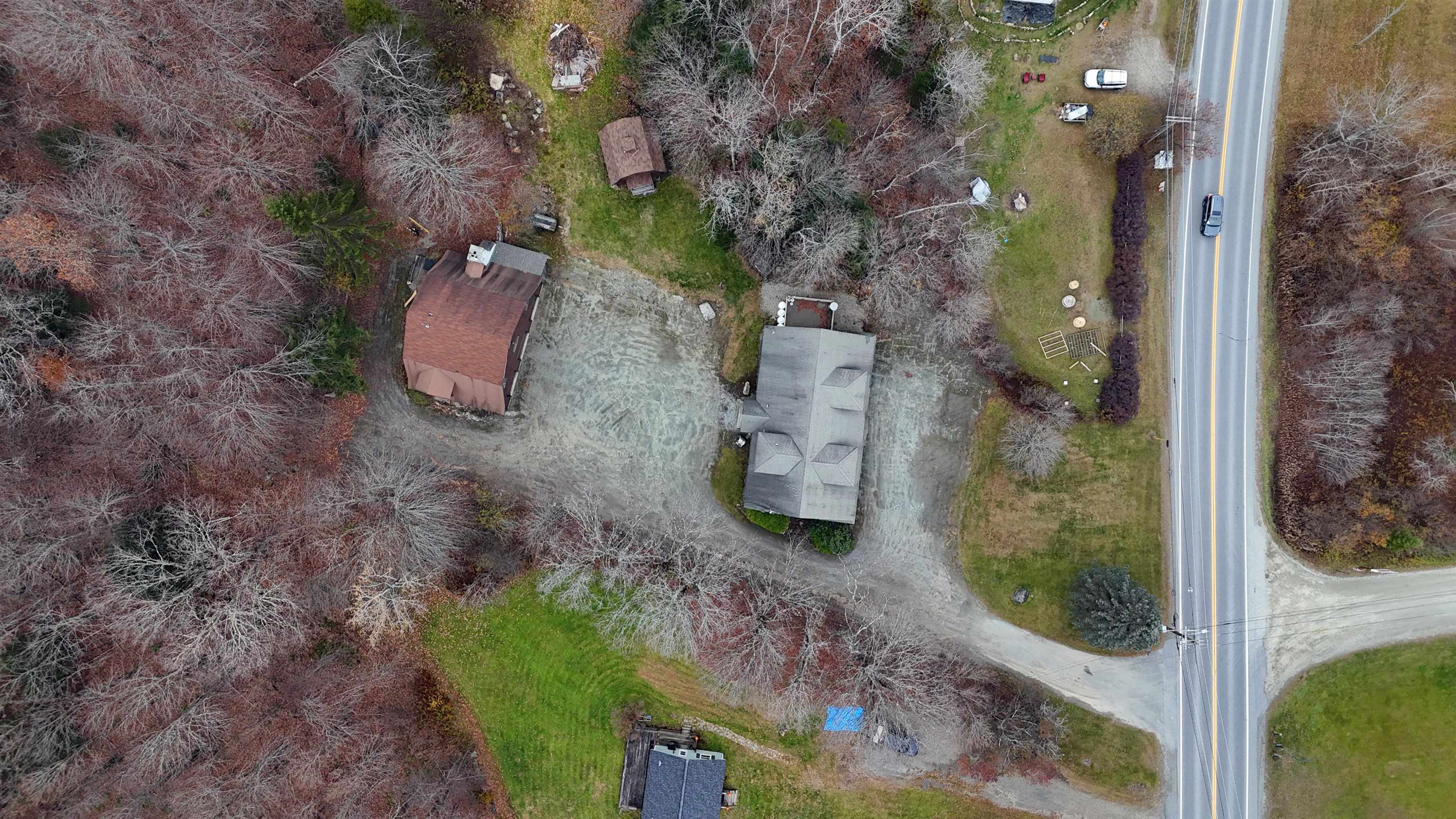 main property photo 44