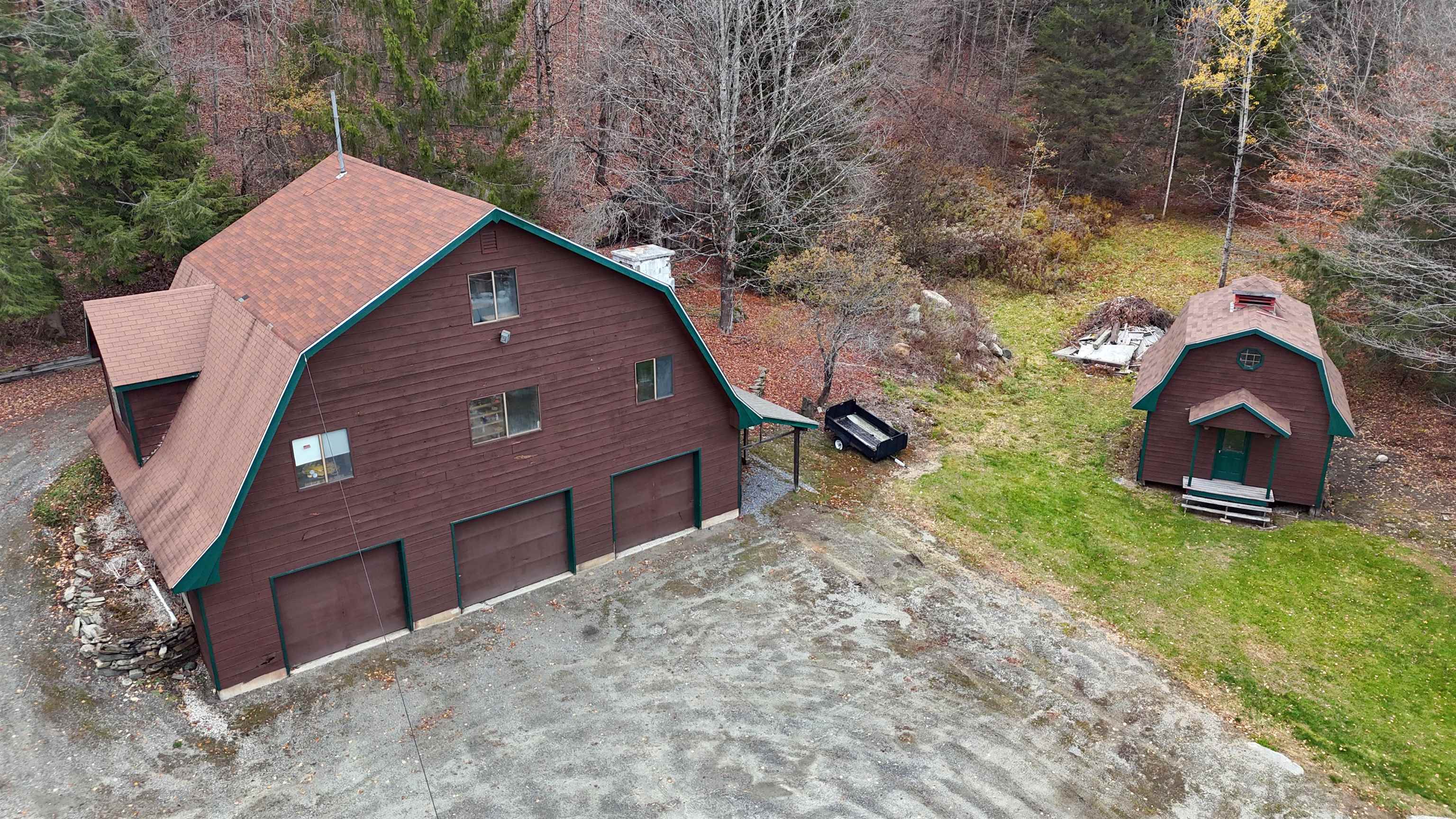 main property photo 40