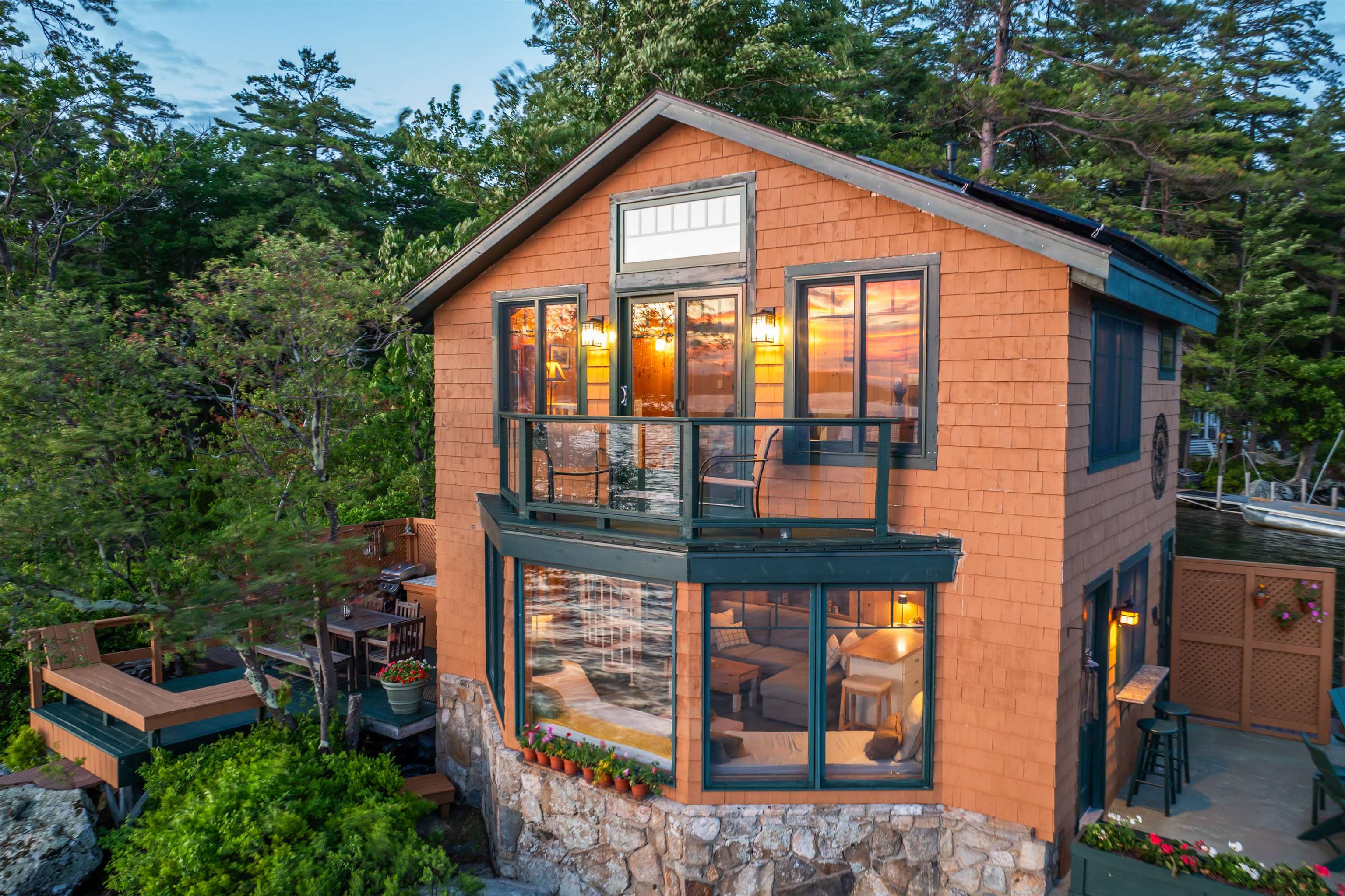 main property photo 50