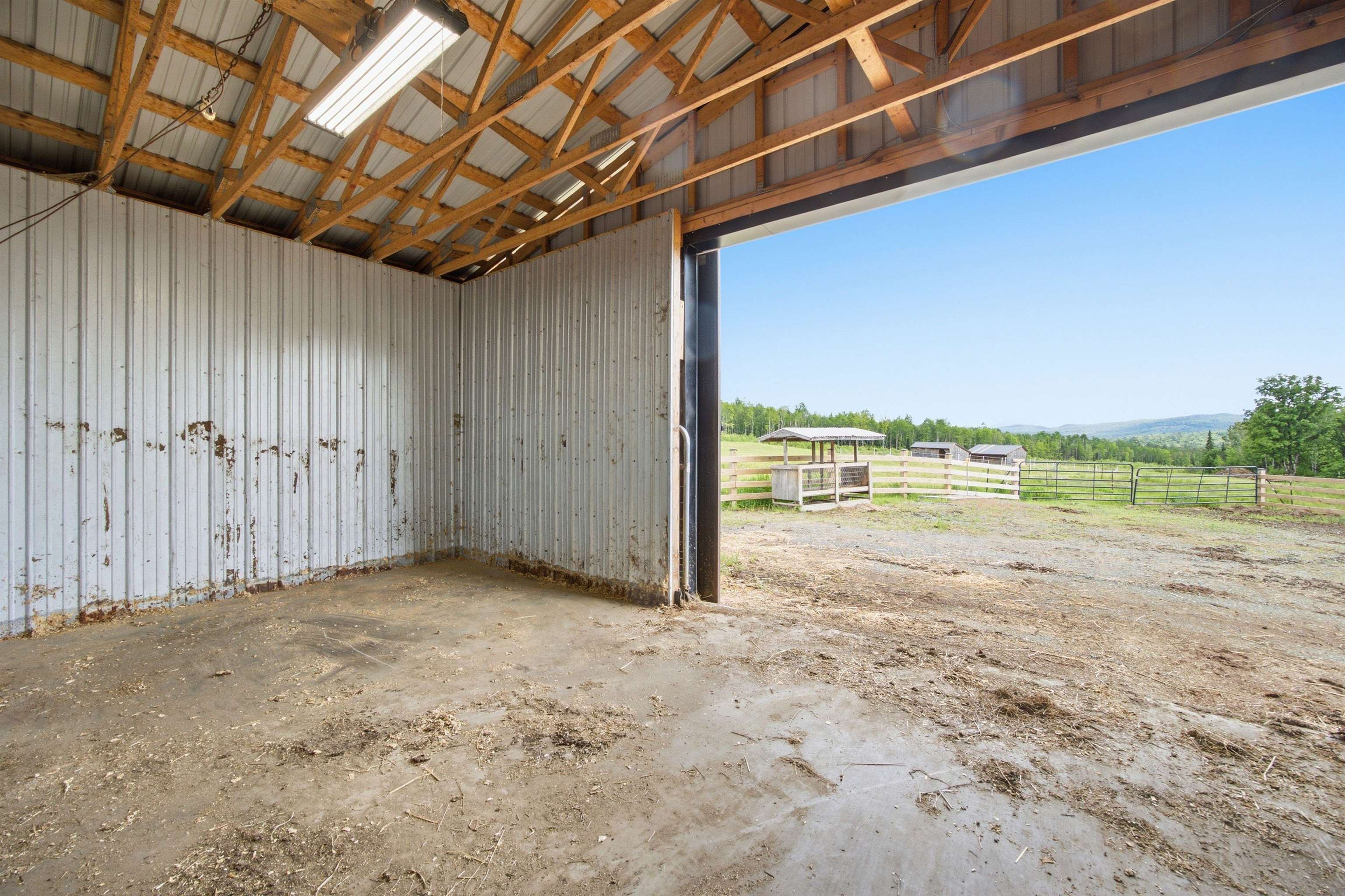 main property photo 38