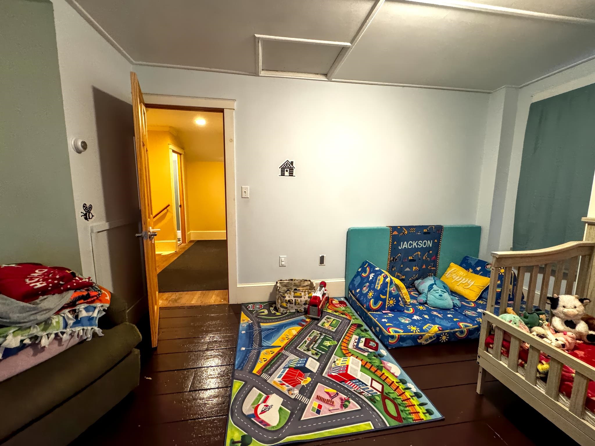 main property photo 32