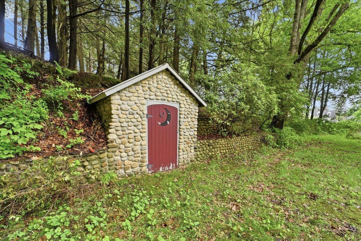 main property photo 53