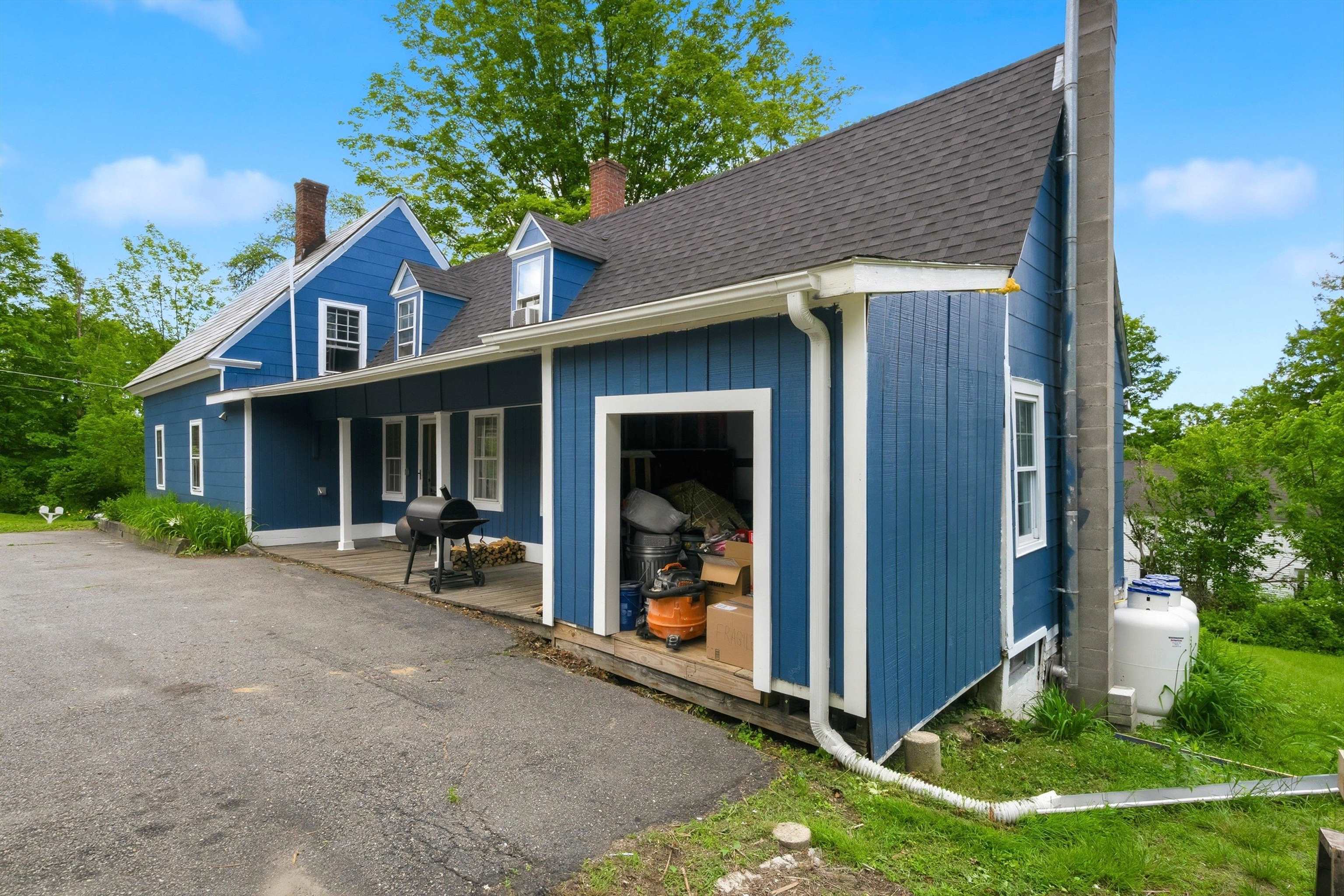 main property photo 45