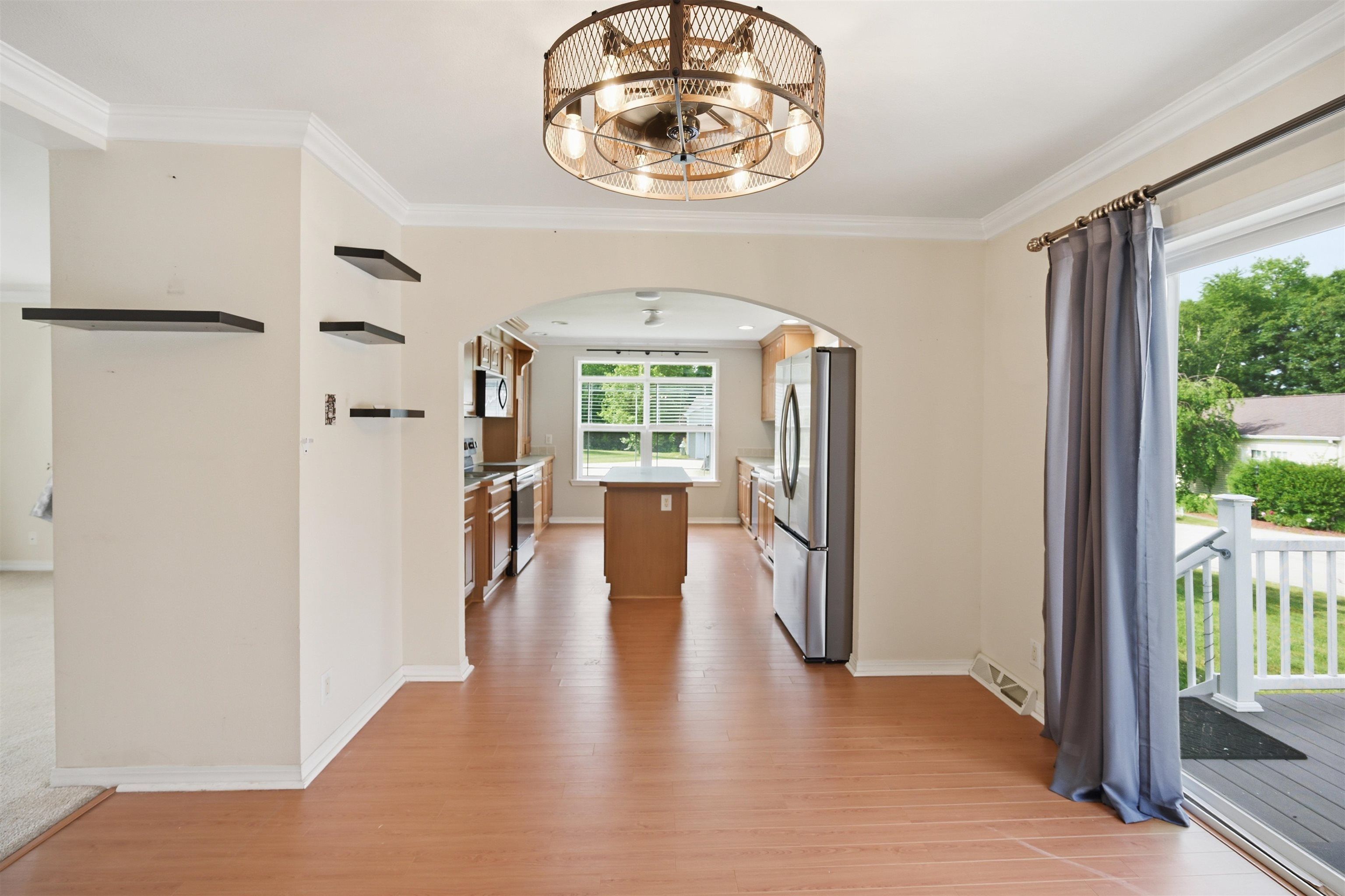 main property photo 17