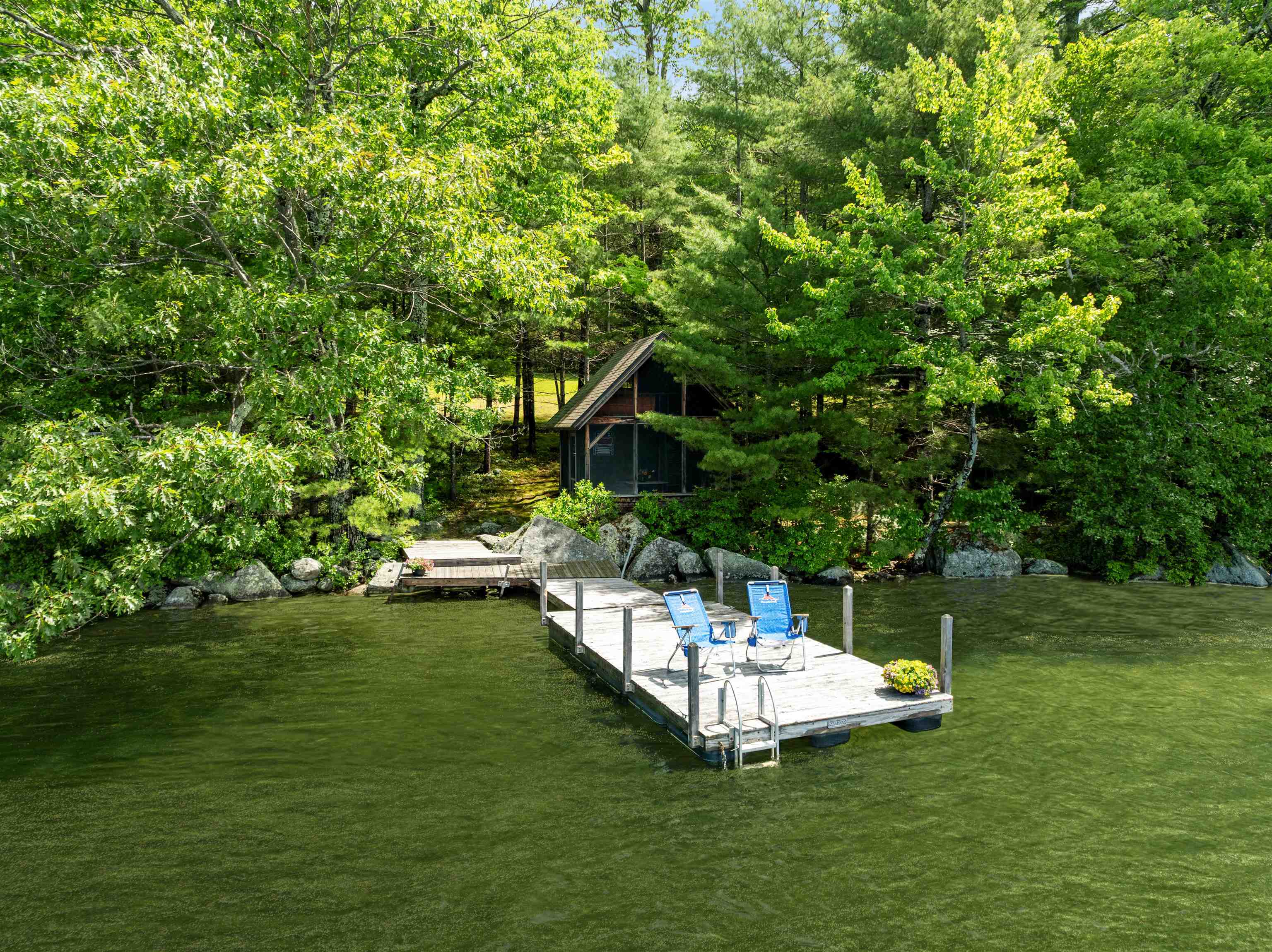 main property photo 6