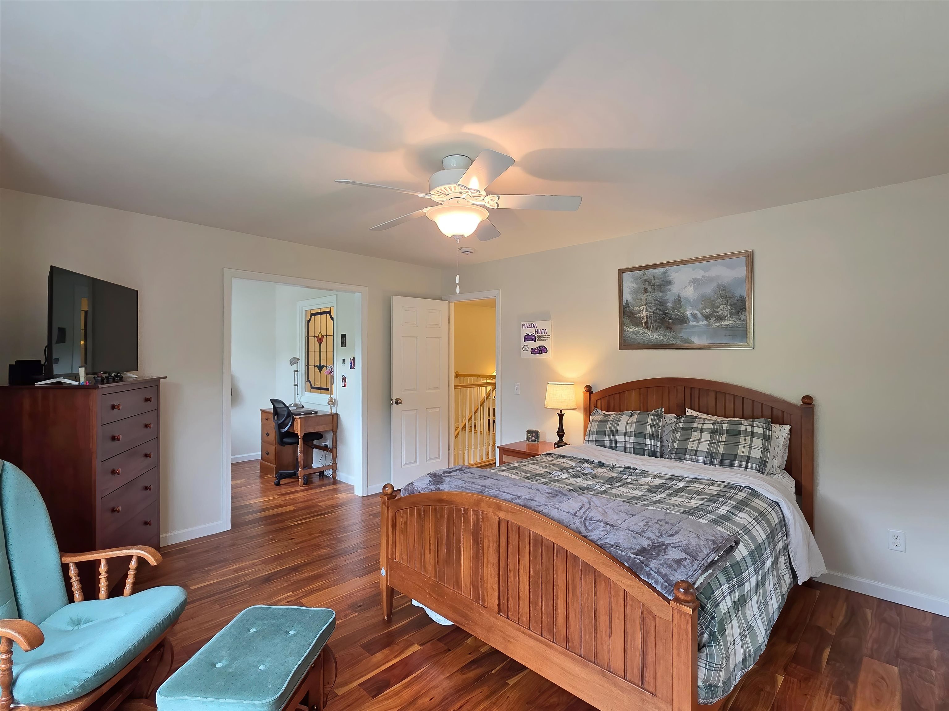 main property photo 19