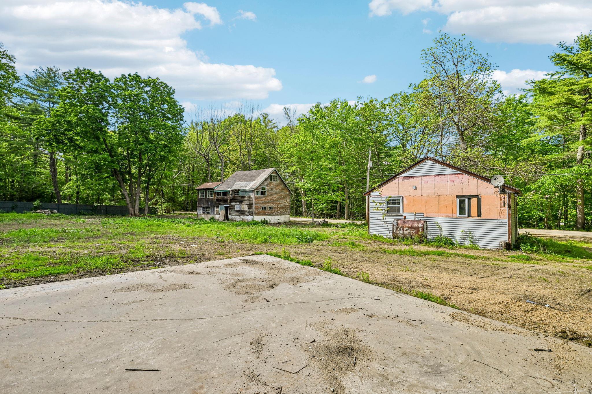 main property photo 13