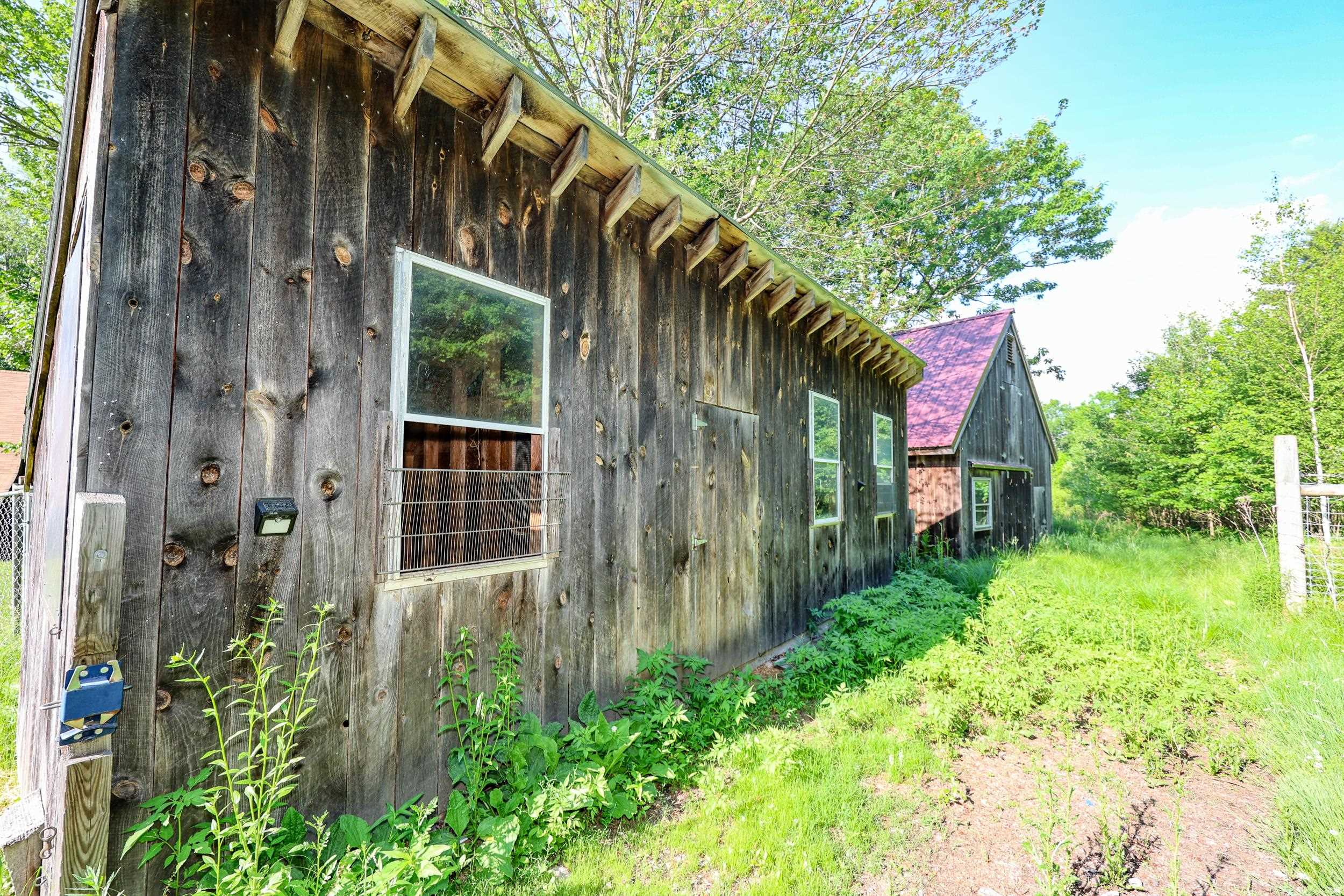 main property photo 38