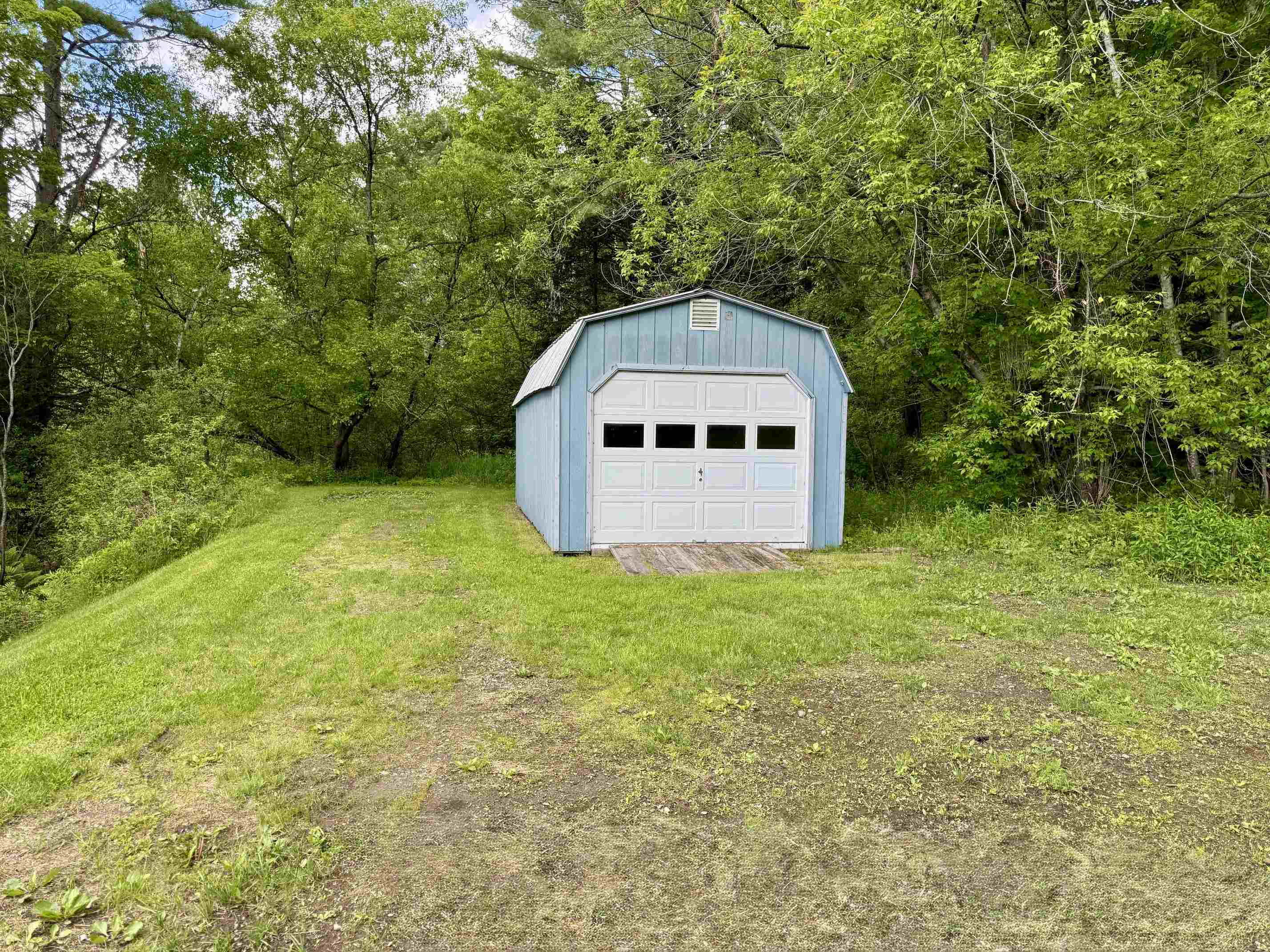 main property photo 44