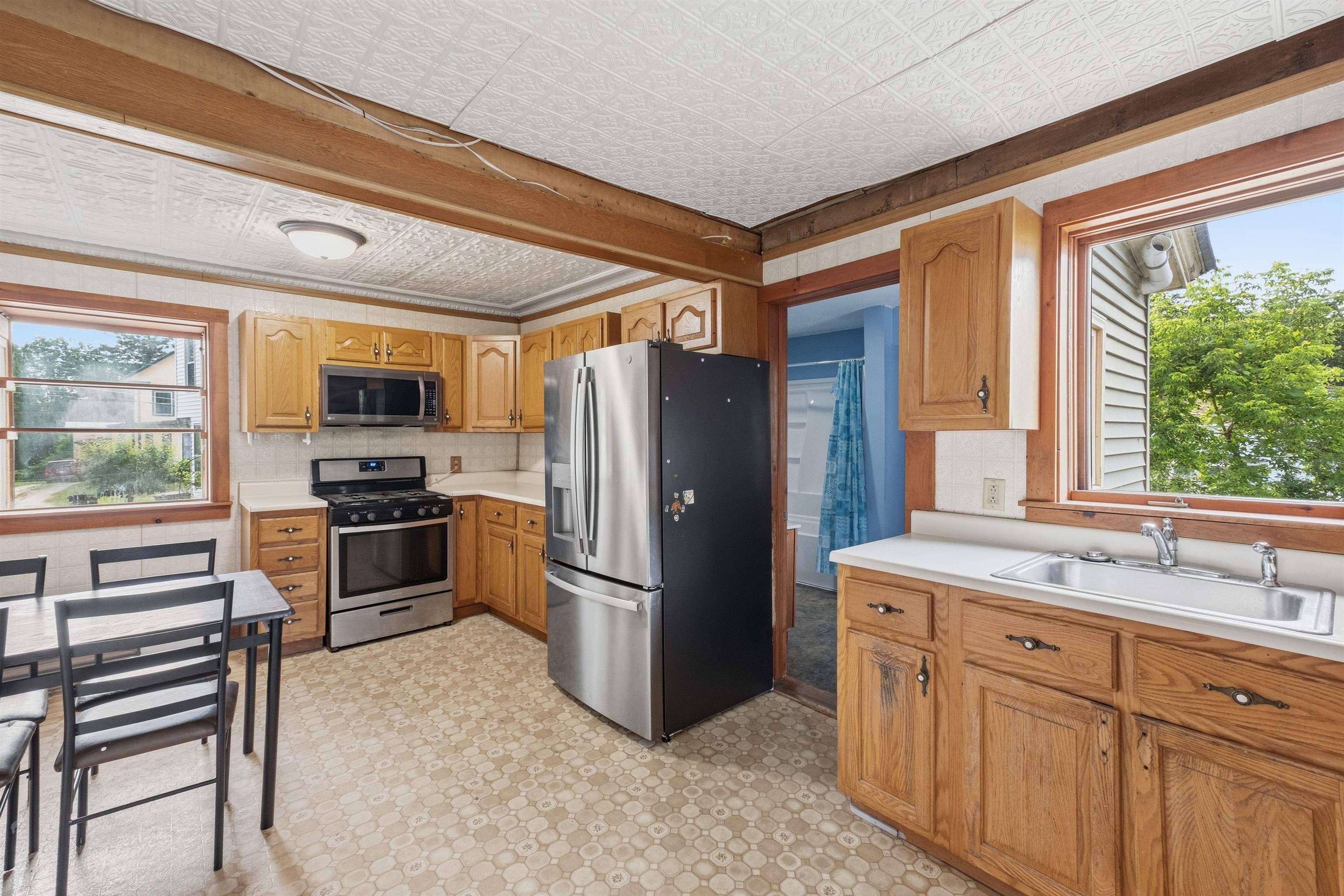 main property photo 18