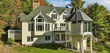 image of property with 4 Bed | 4 Bath | 4,355 Sqft