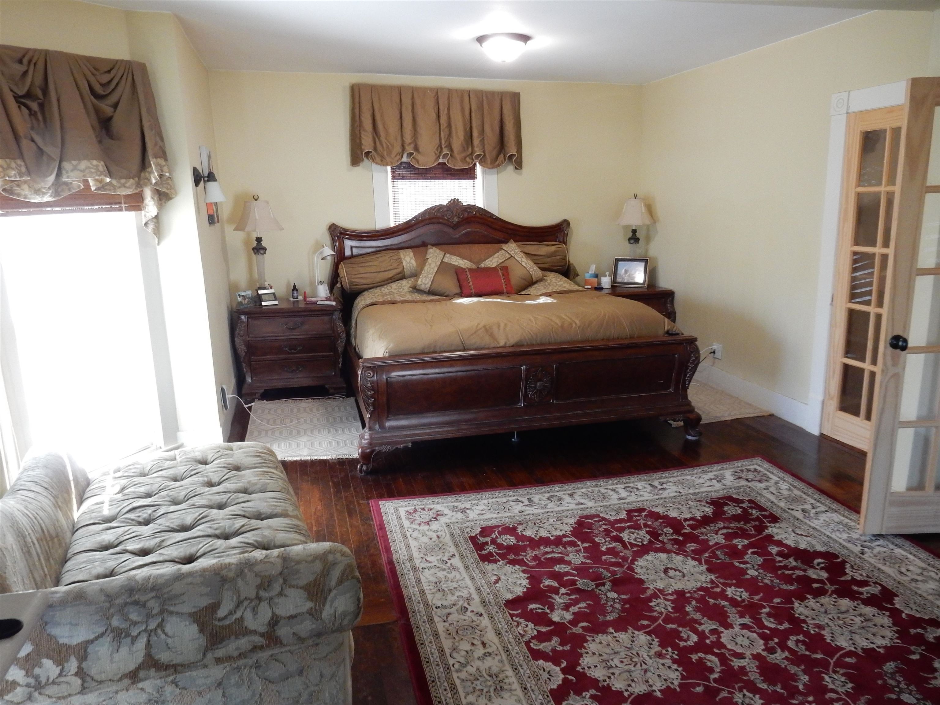 main property photo 21