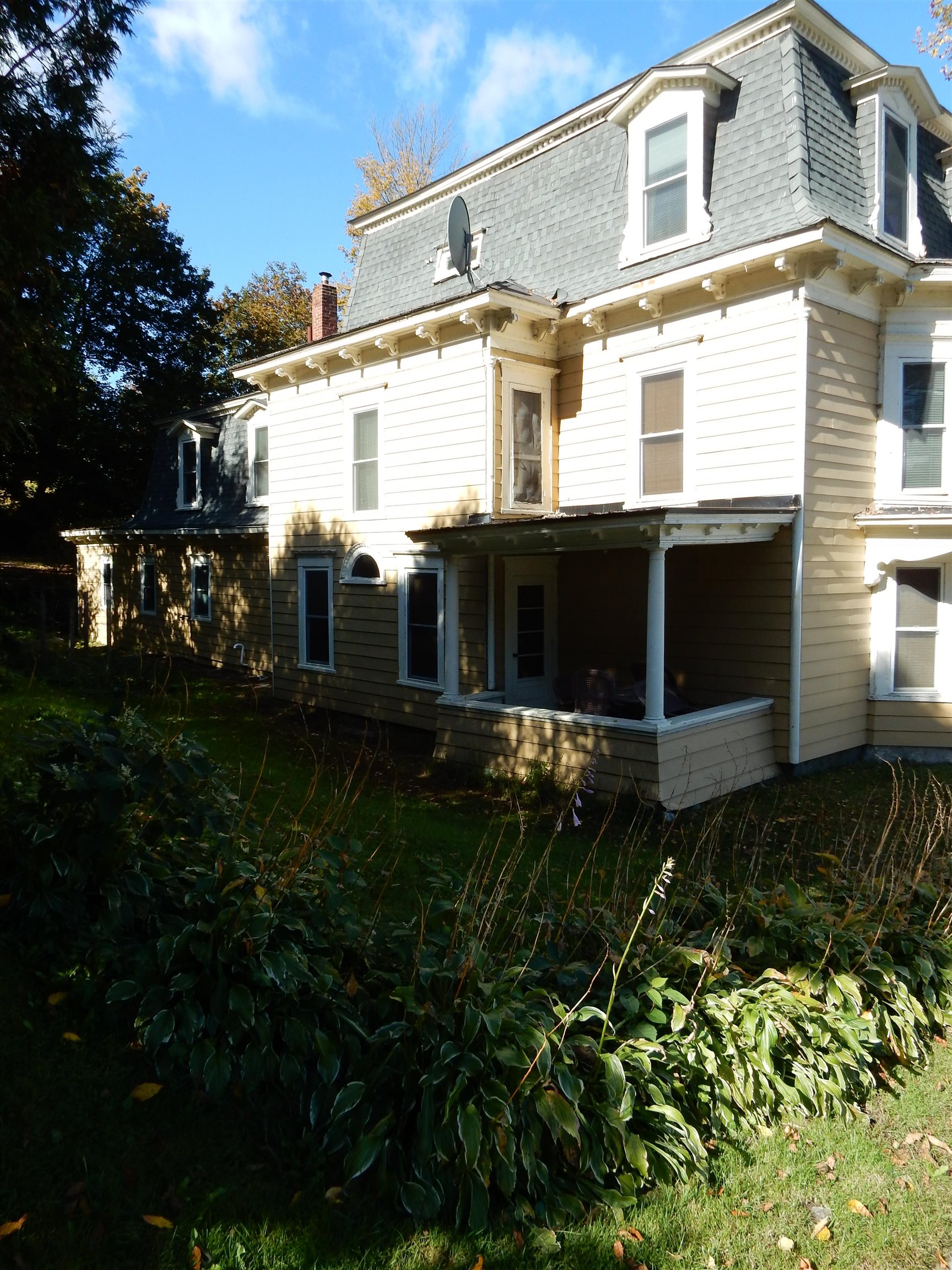 main property photo 36
