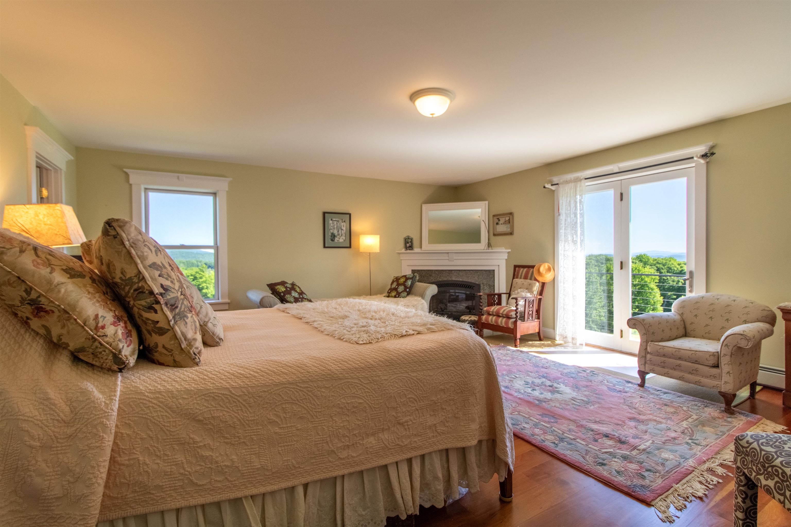 main property photo 18