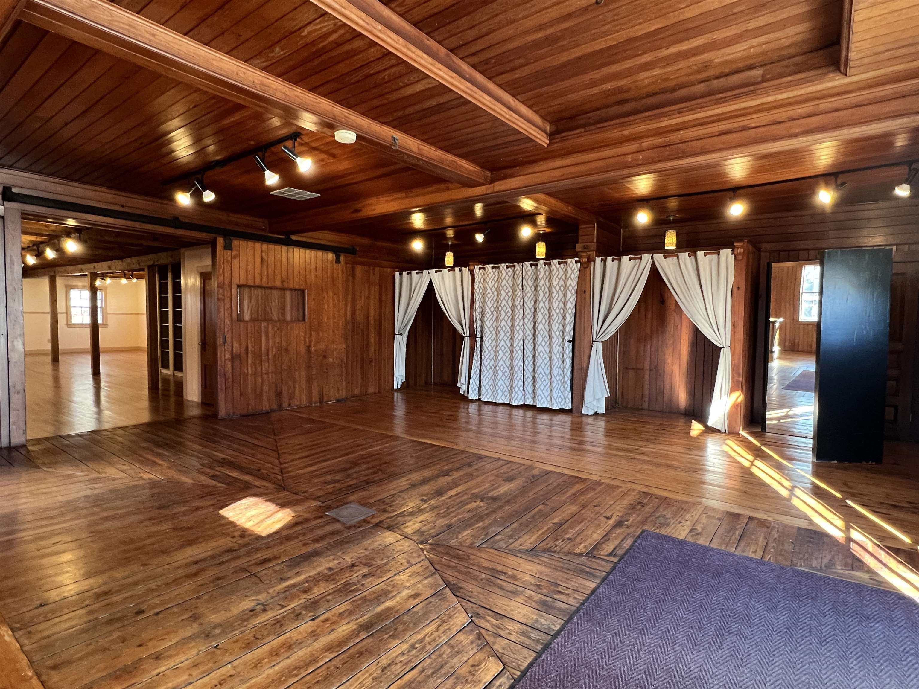 main property photo 48