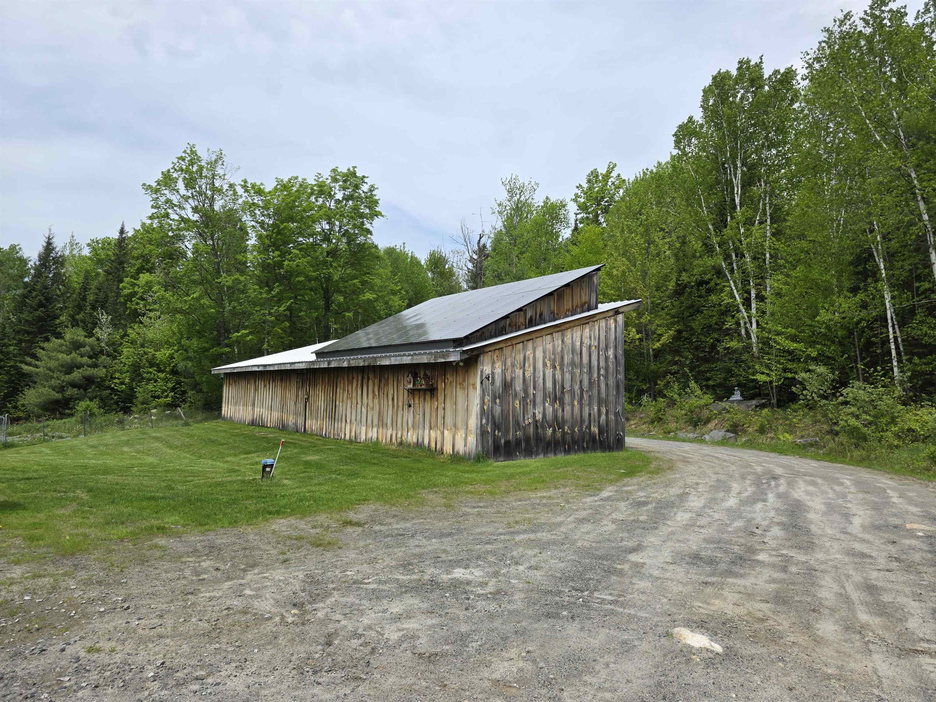 main property photo 5