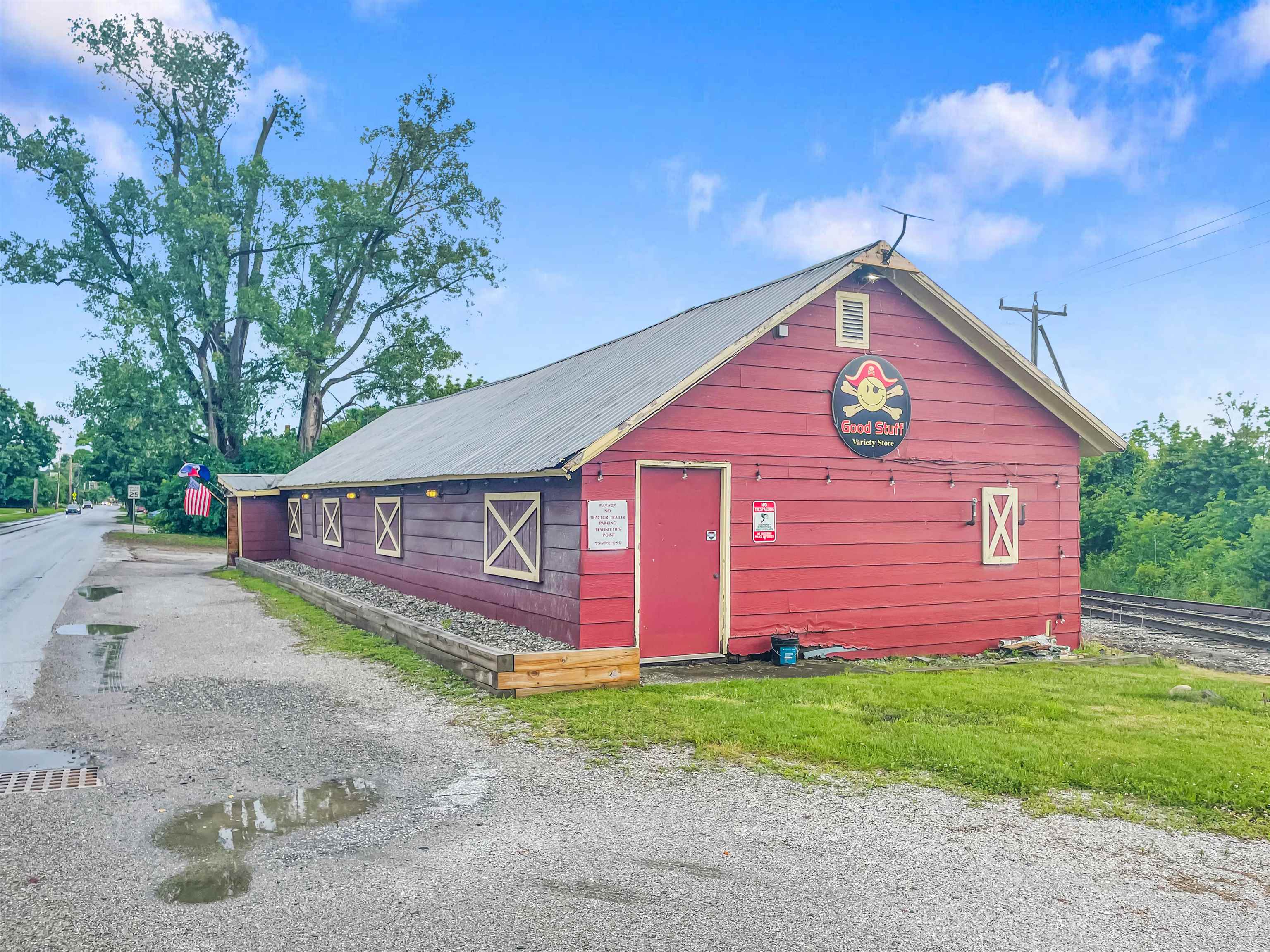 main property photo 6