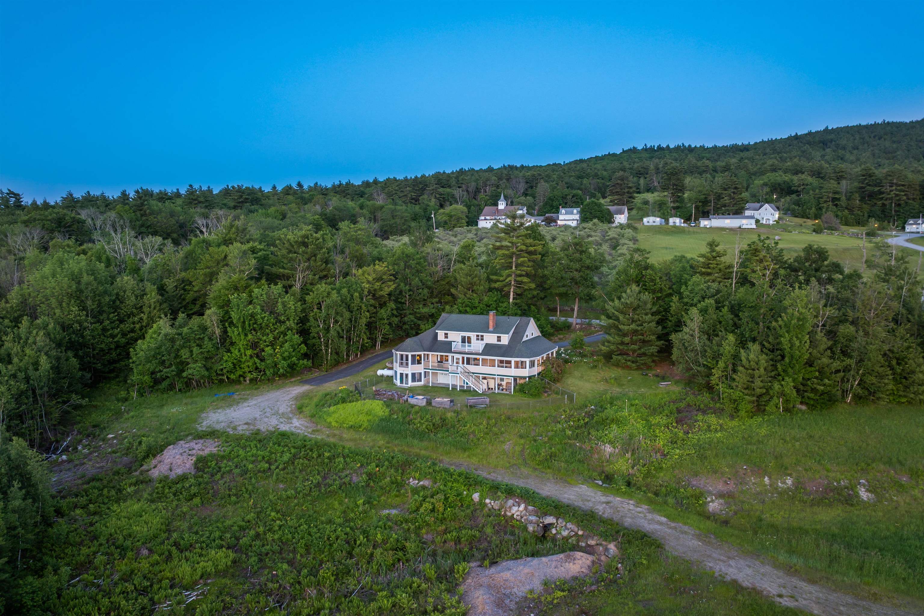 main property photo 30
