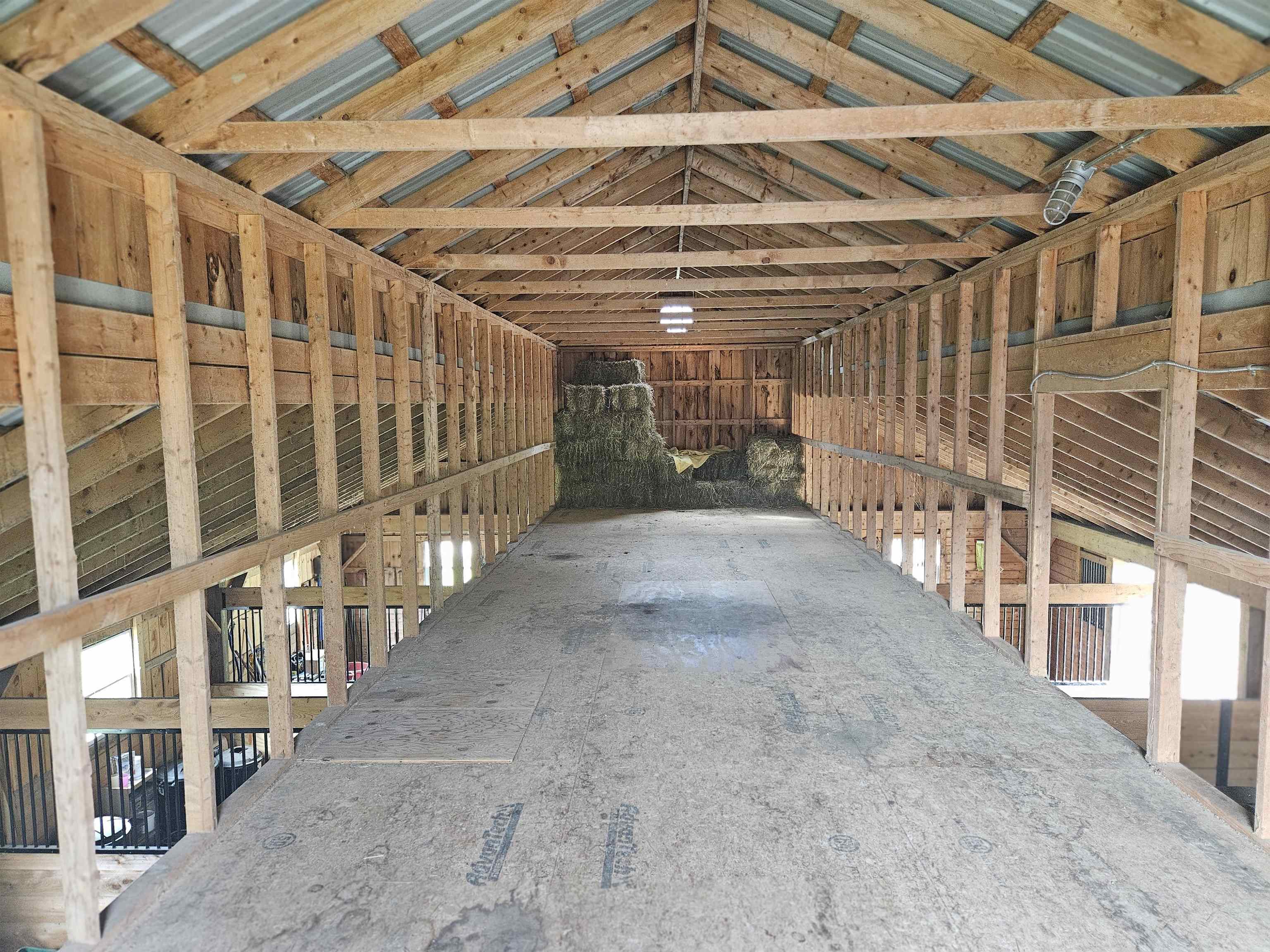 main property photo 38