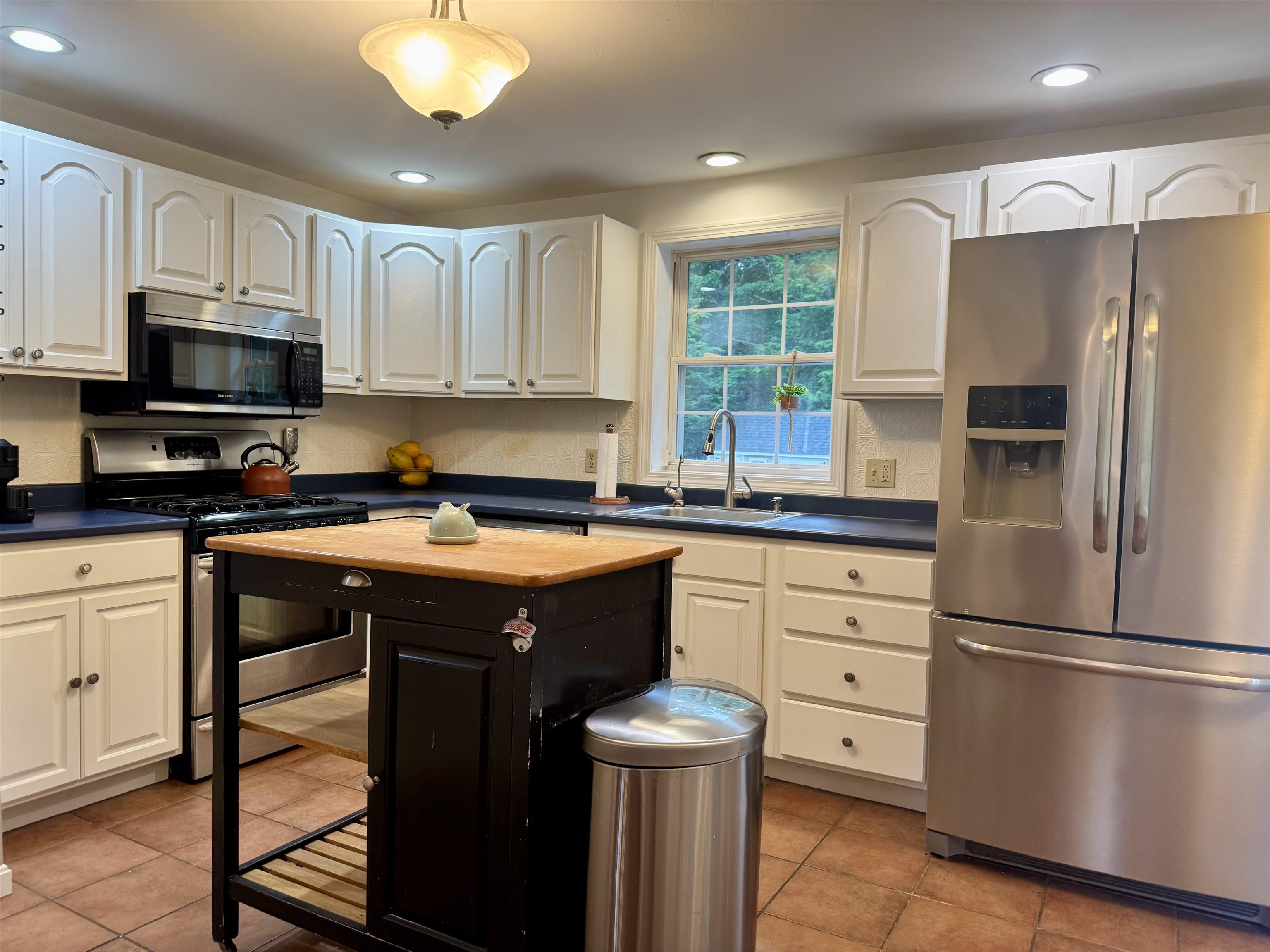 main property photo 17