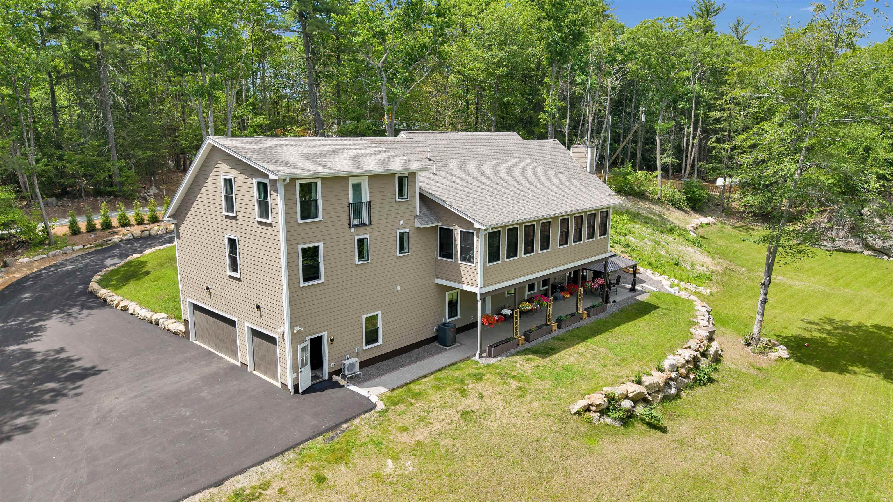 main property photo 58