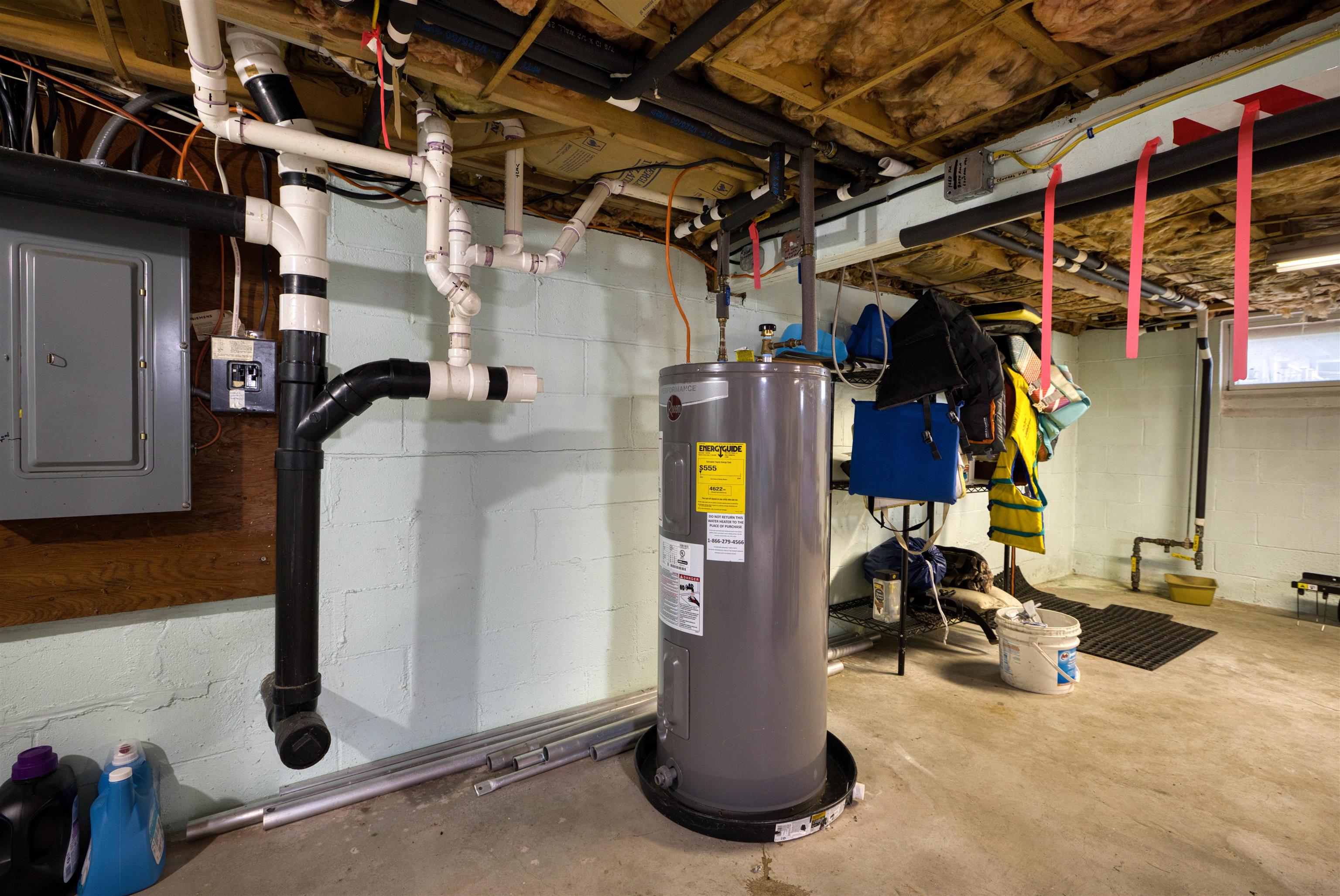 main property photo 34