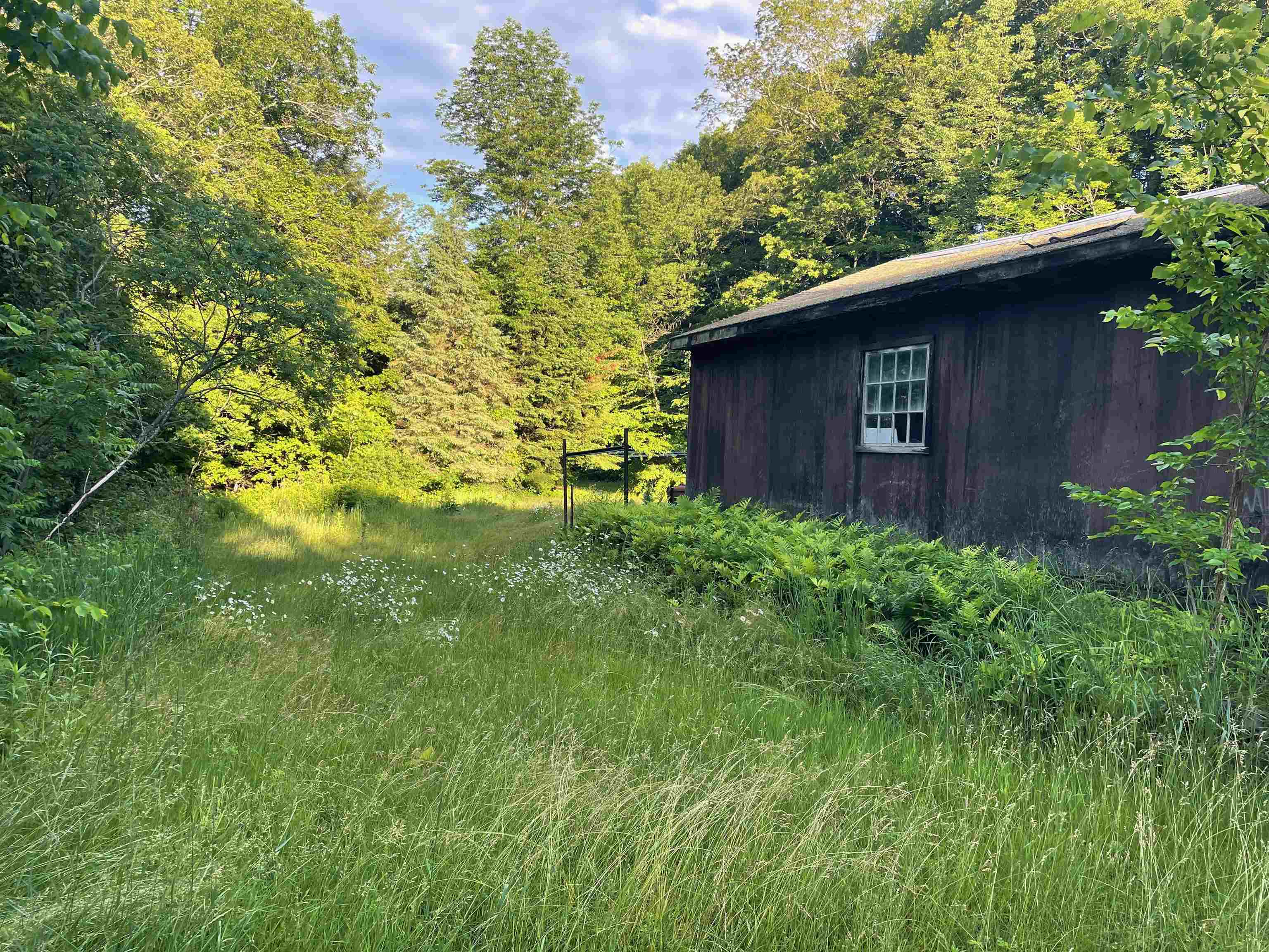 main property photo 31