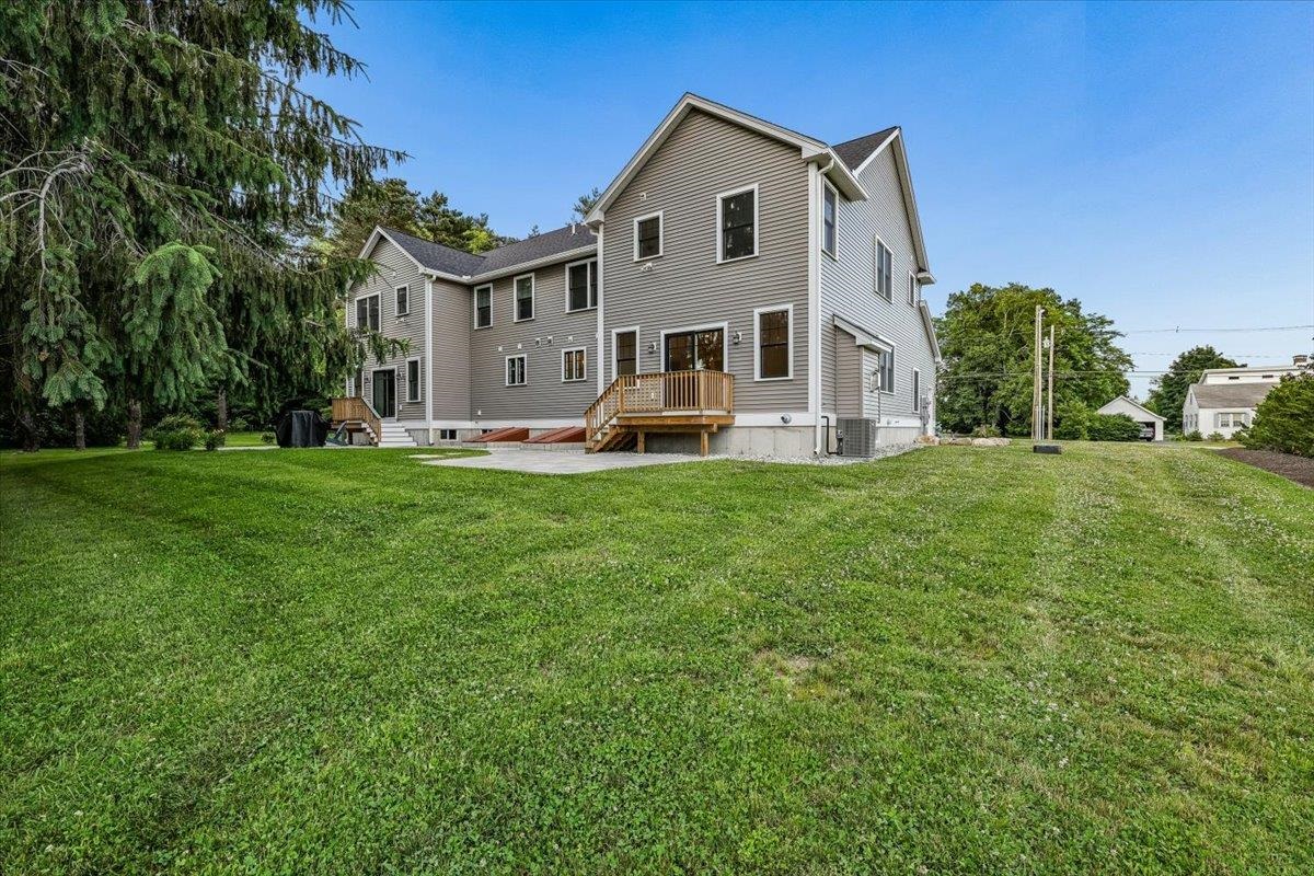main property photo 43