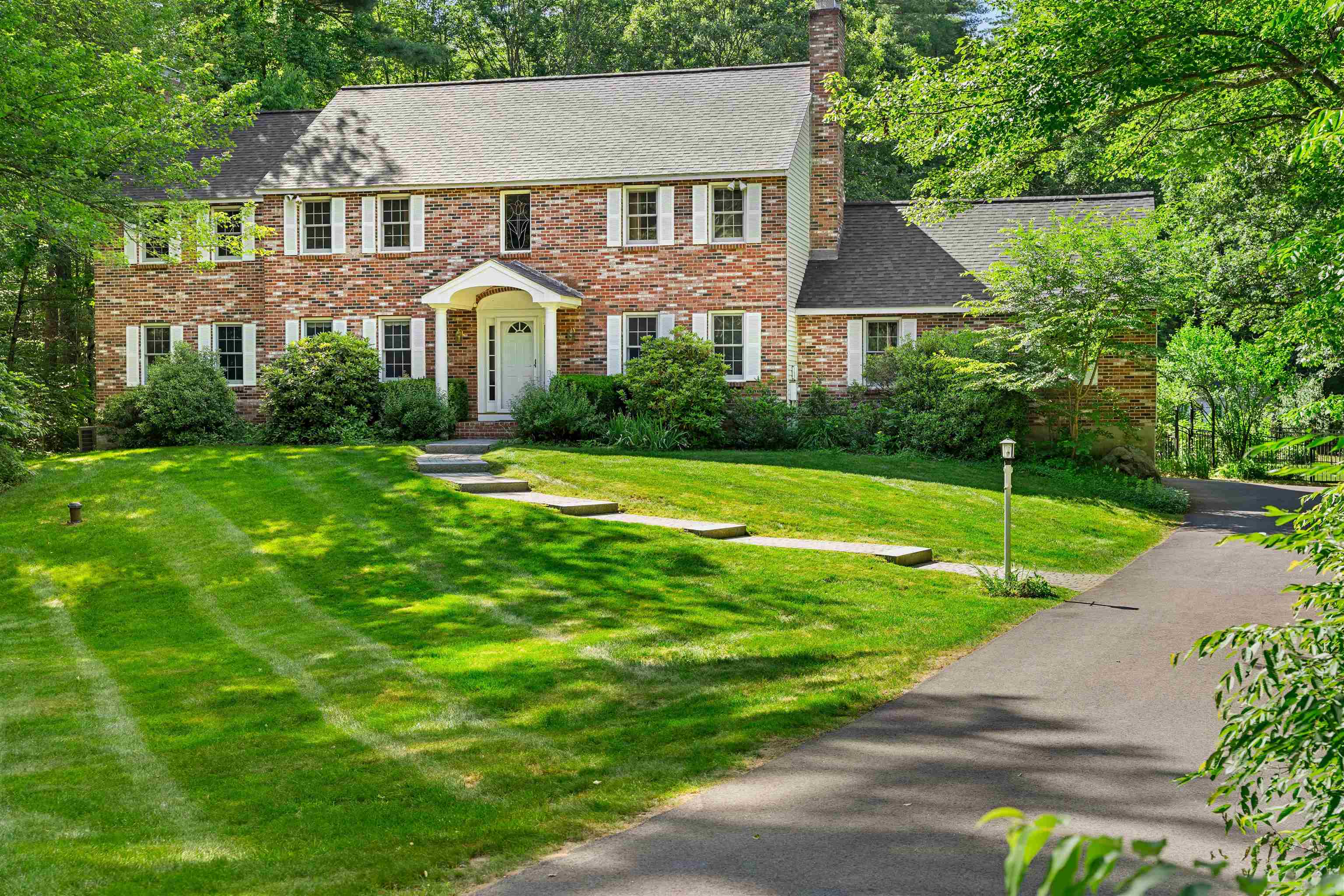 main property photo 45