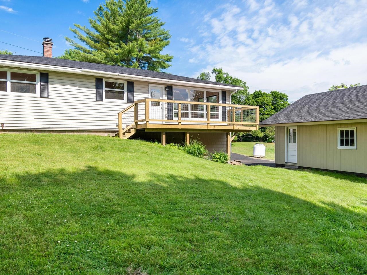 main property photo 43