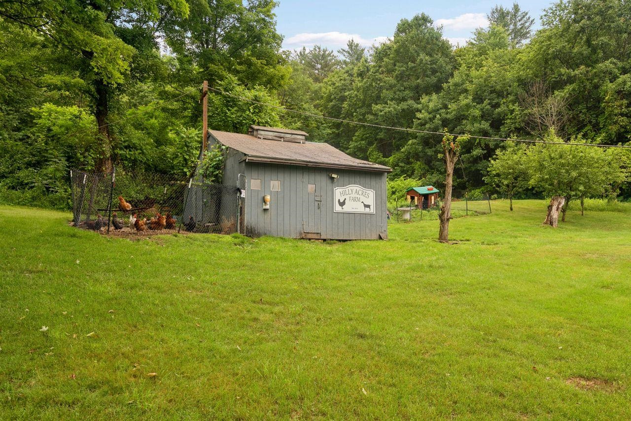 main property photo 8