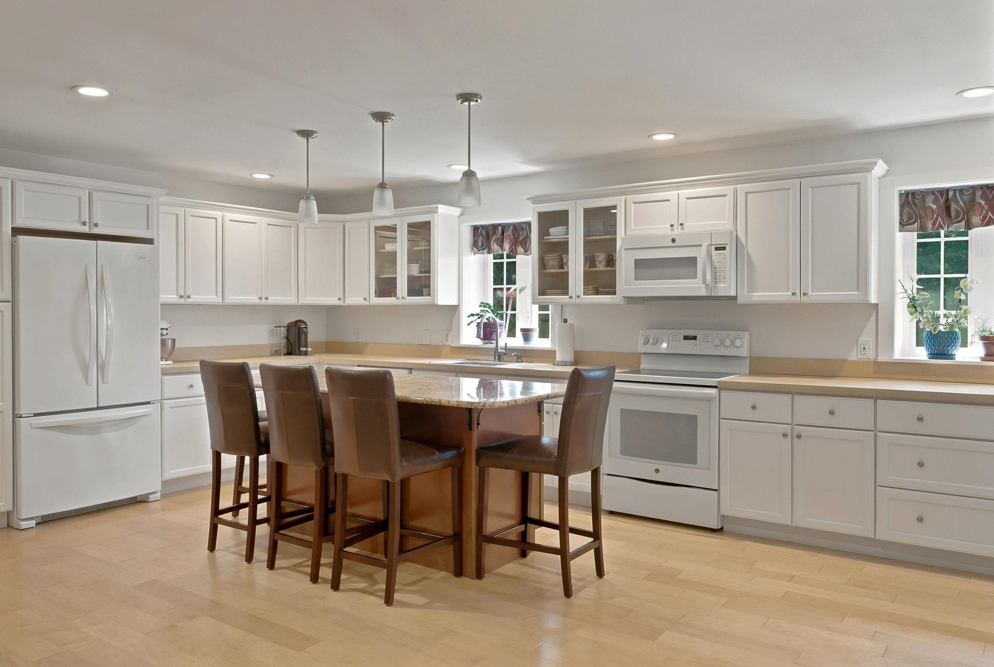 main property photo 49