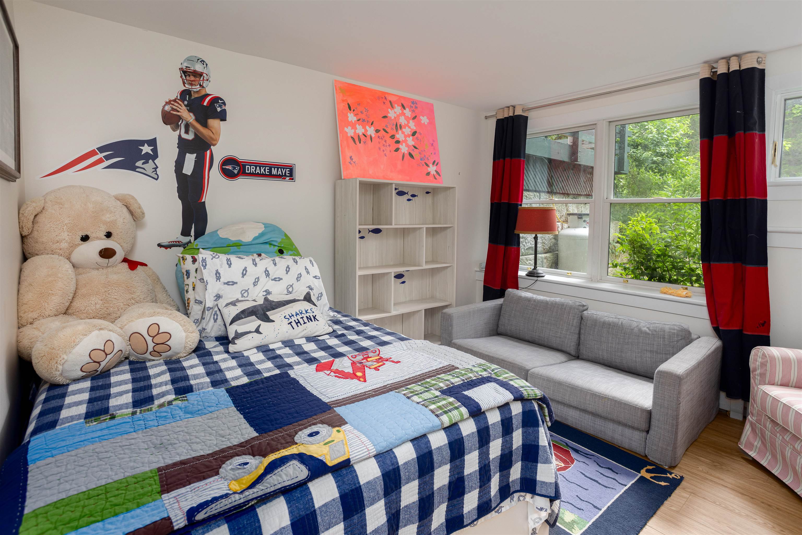 main property photo 35