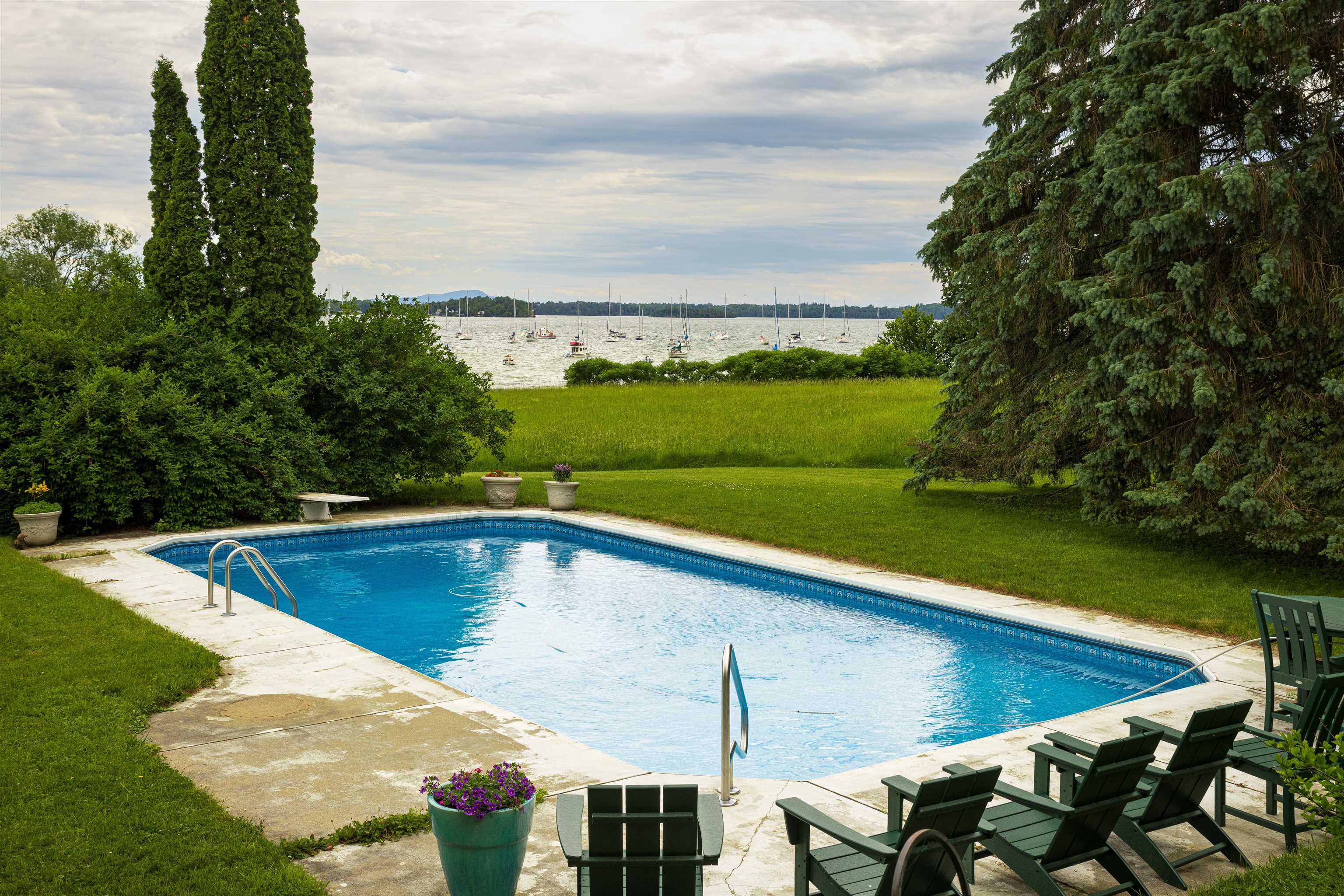 main property photo 50