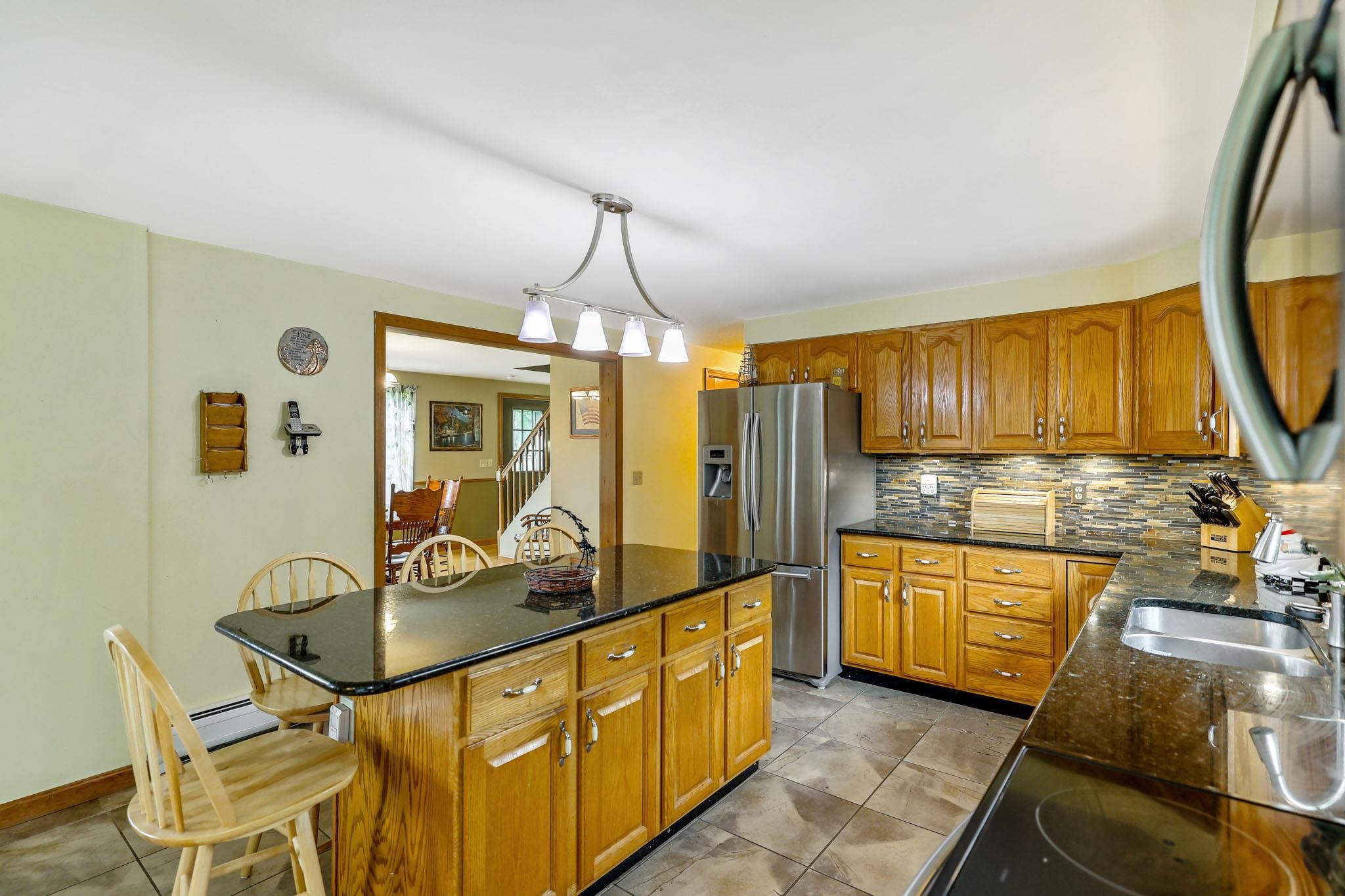 main property photo 16
