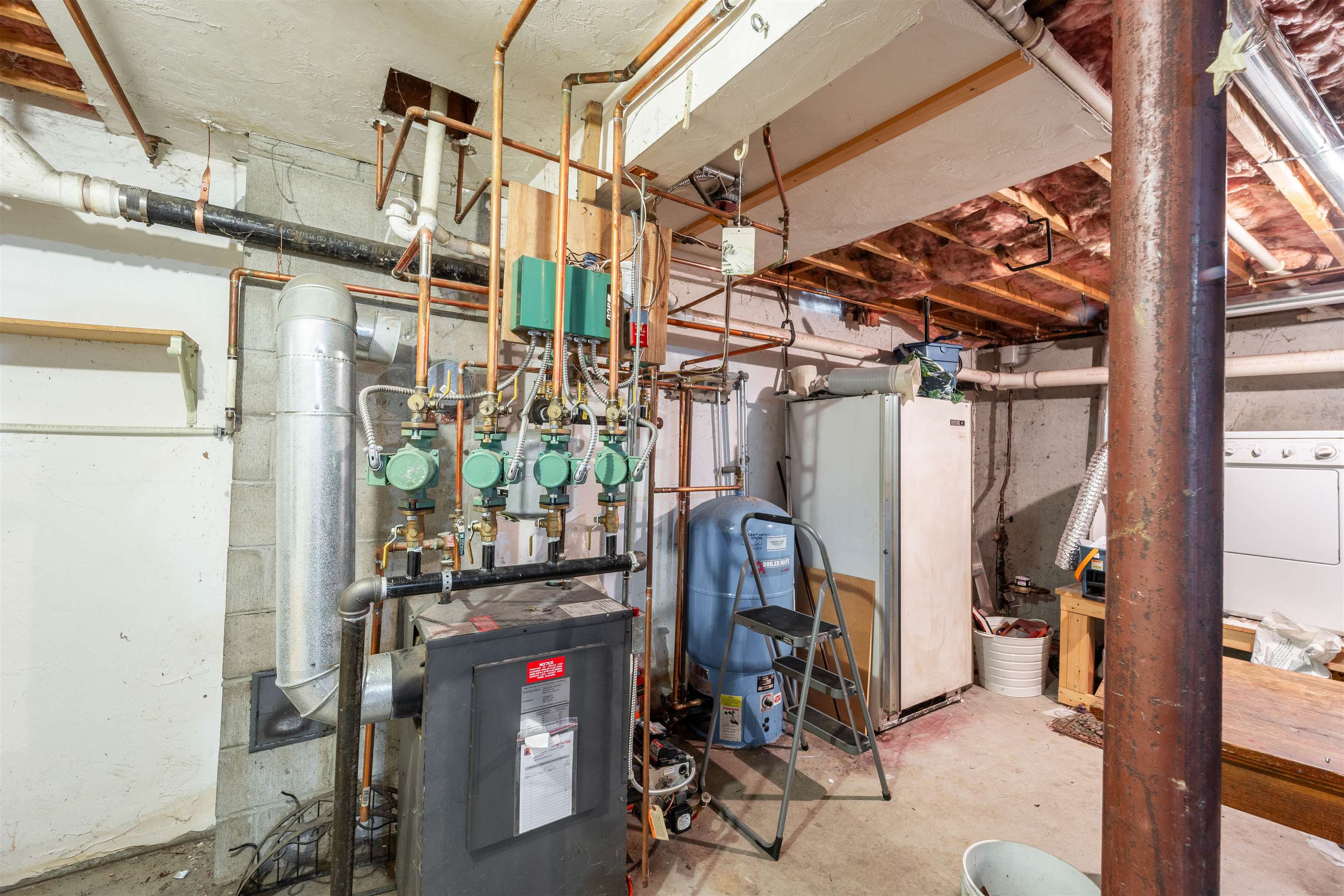 main property photo 23