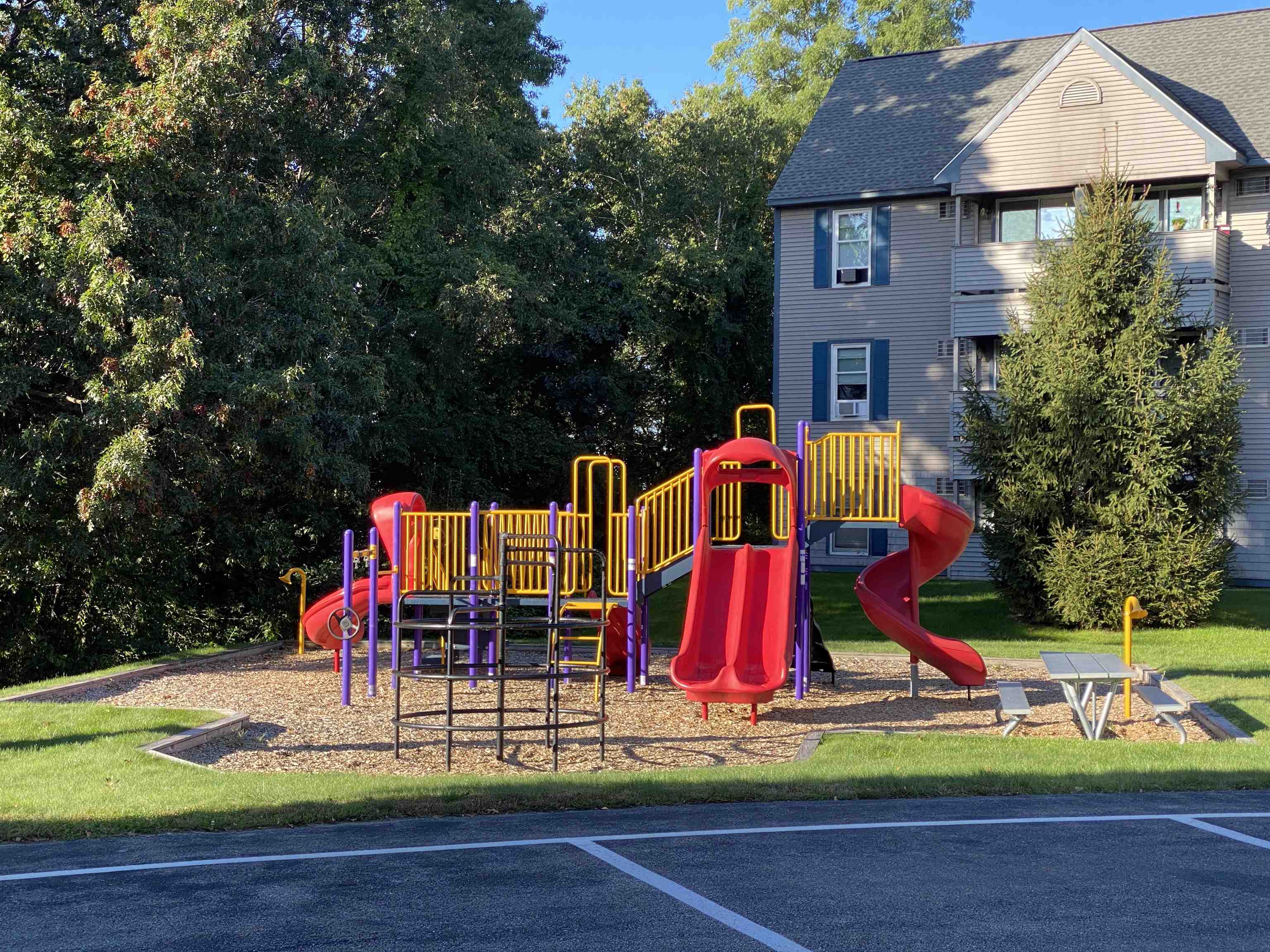 main property photo 39