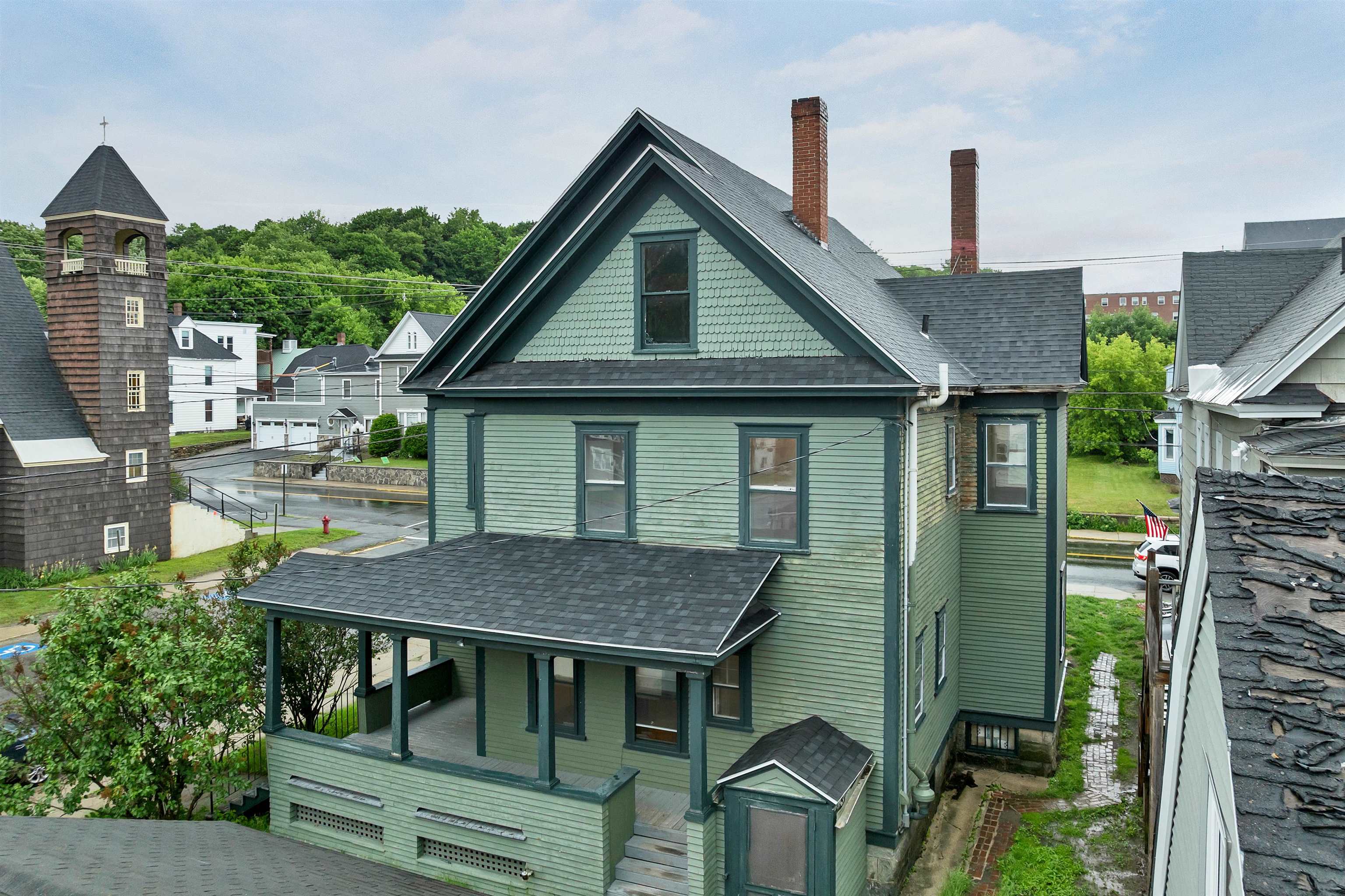 main property photo 2