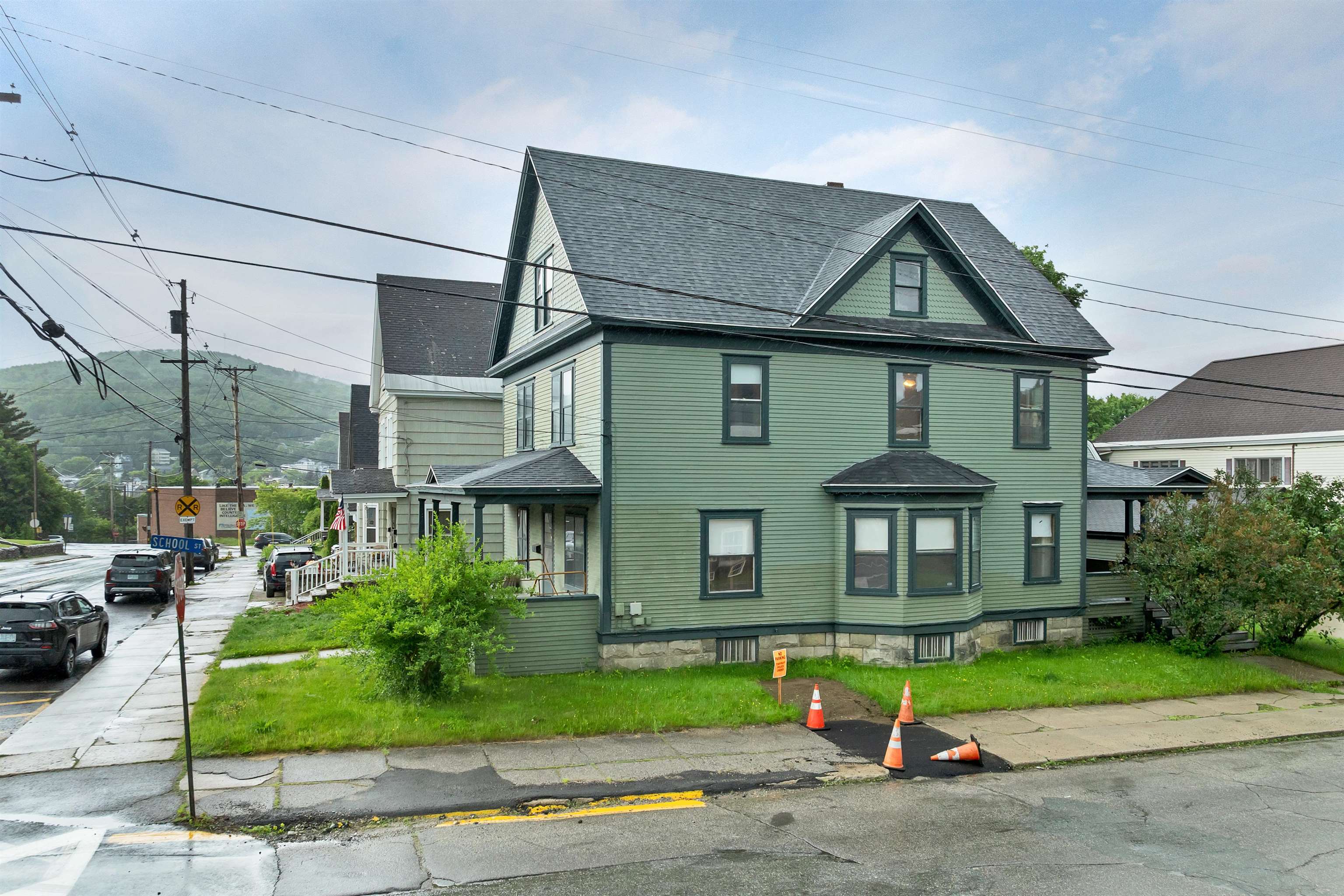 main property photo 44