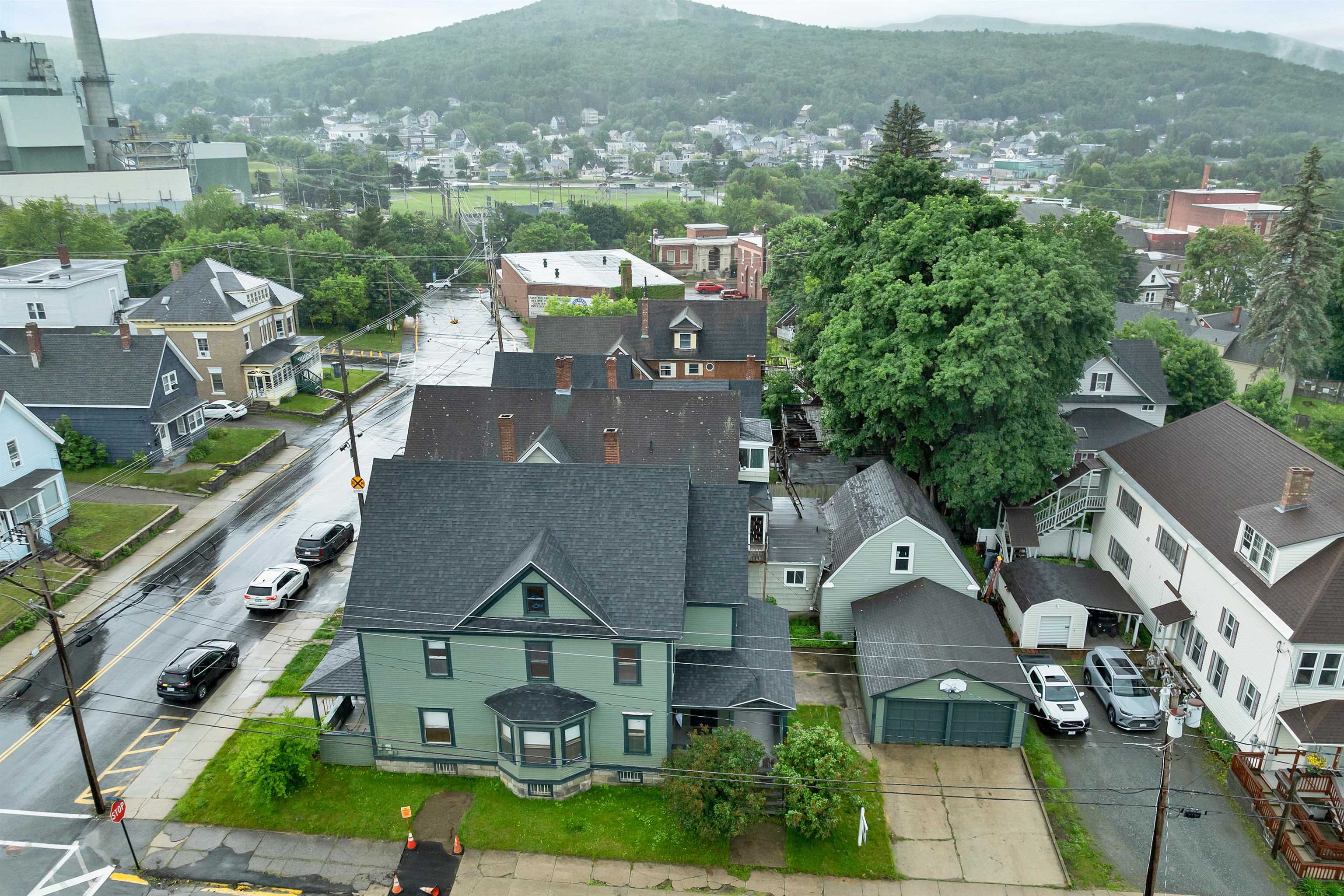 main property photo 48