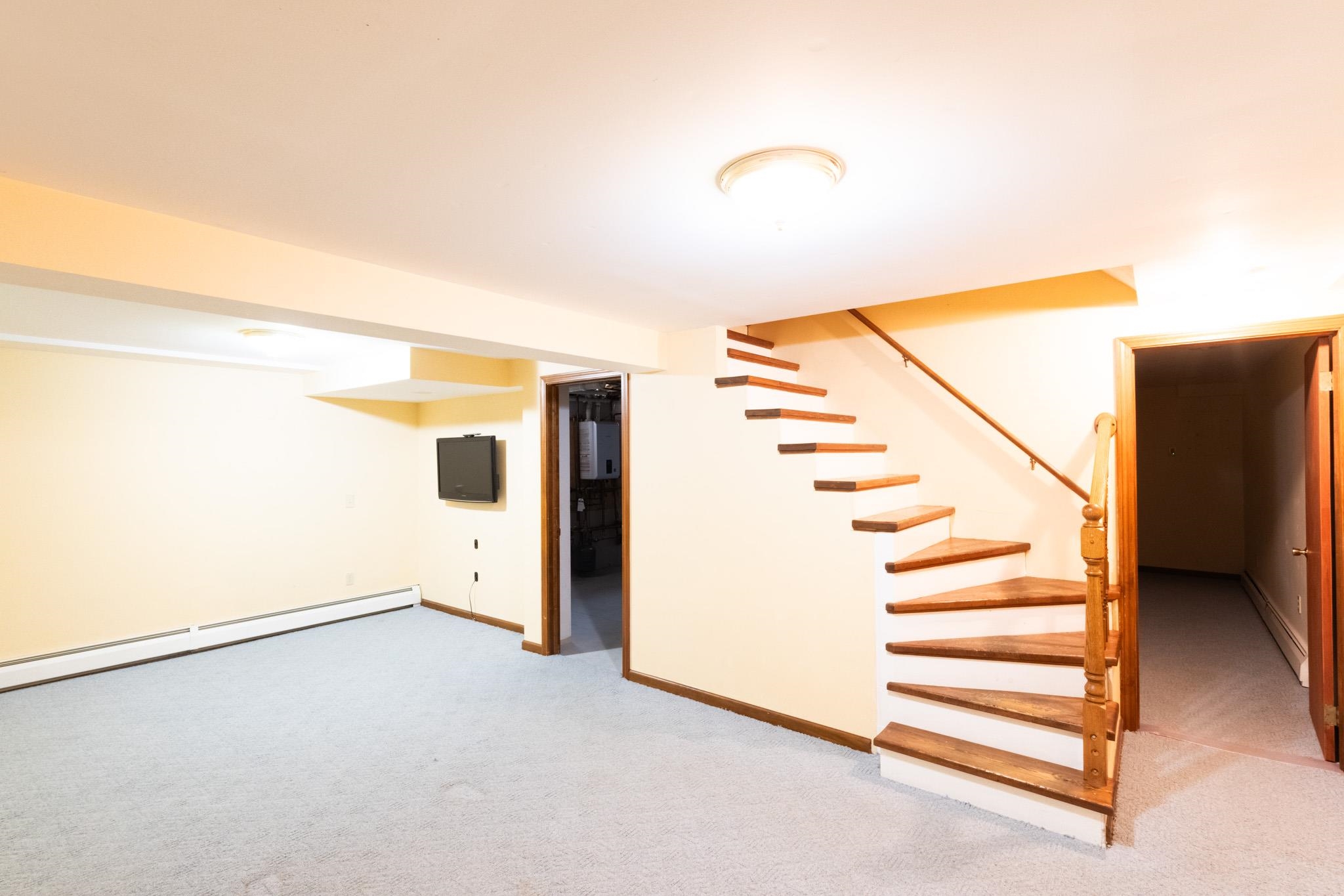 main property photo 58