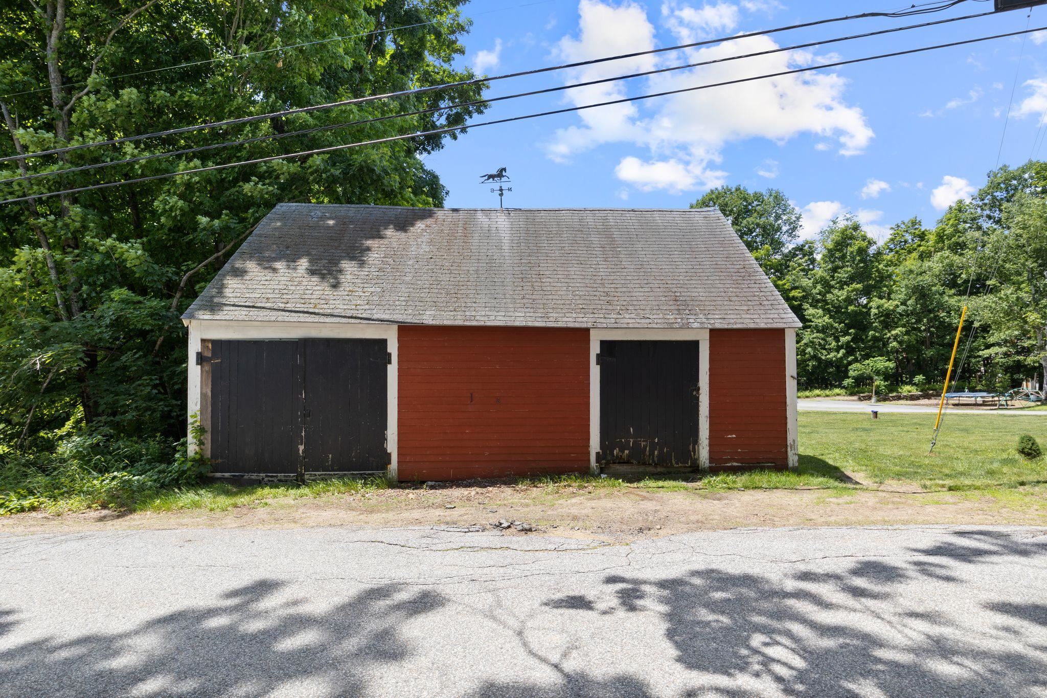 main property photo 59