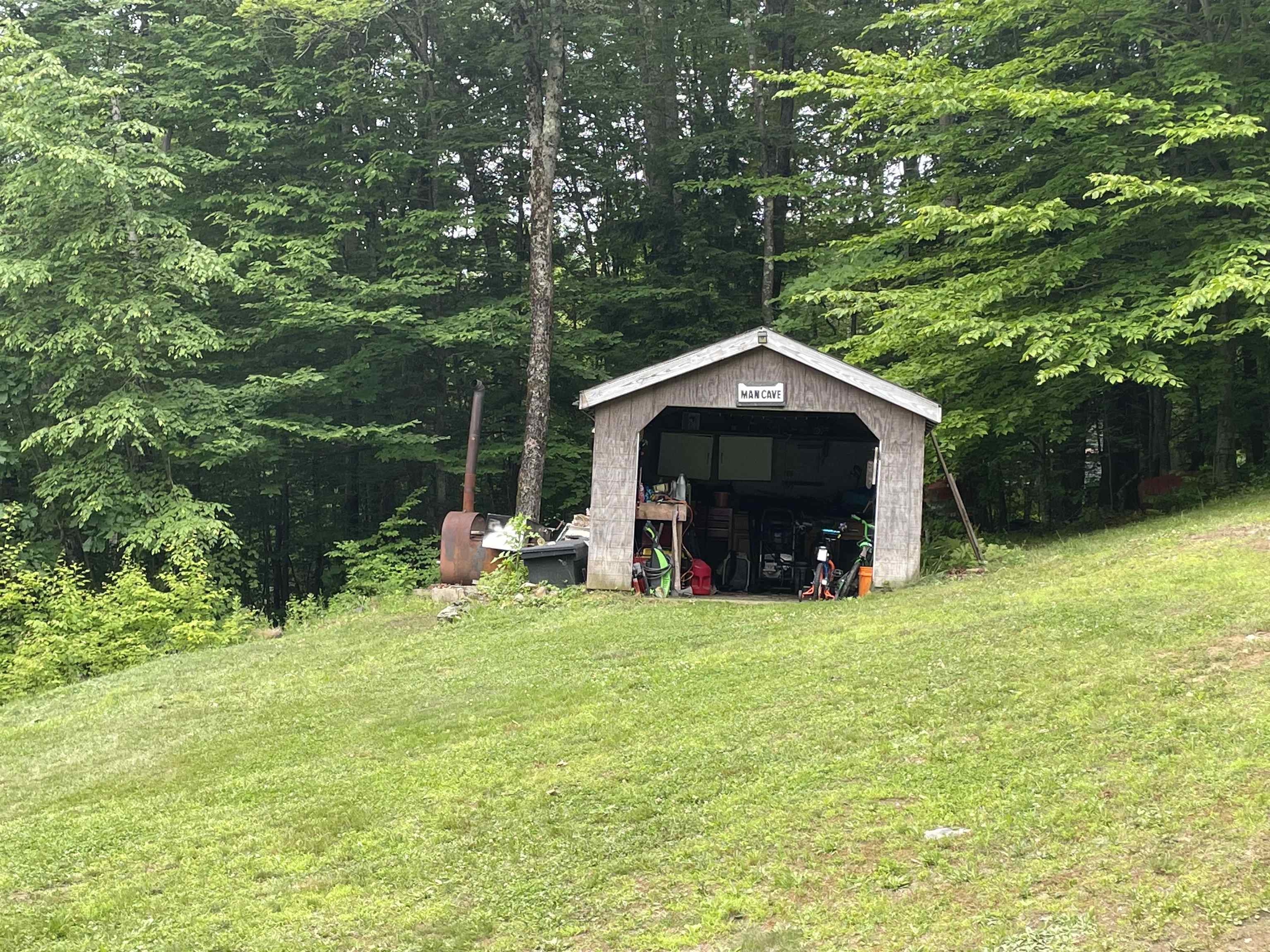 main property photo 19