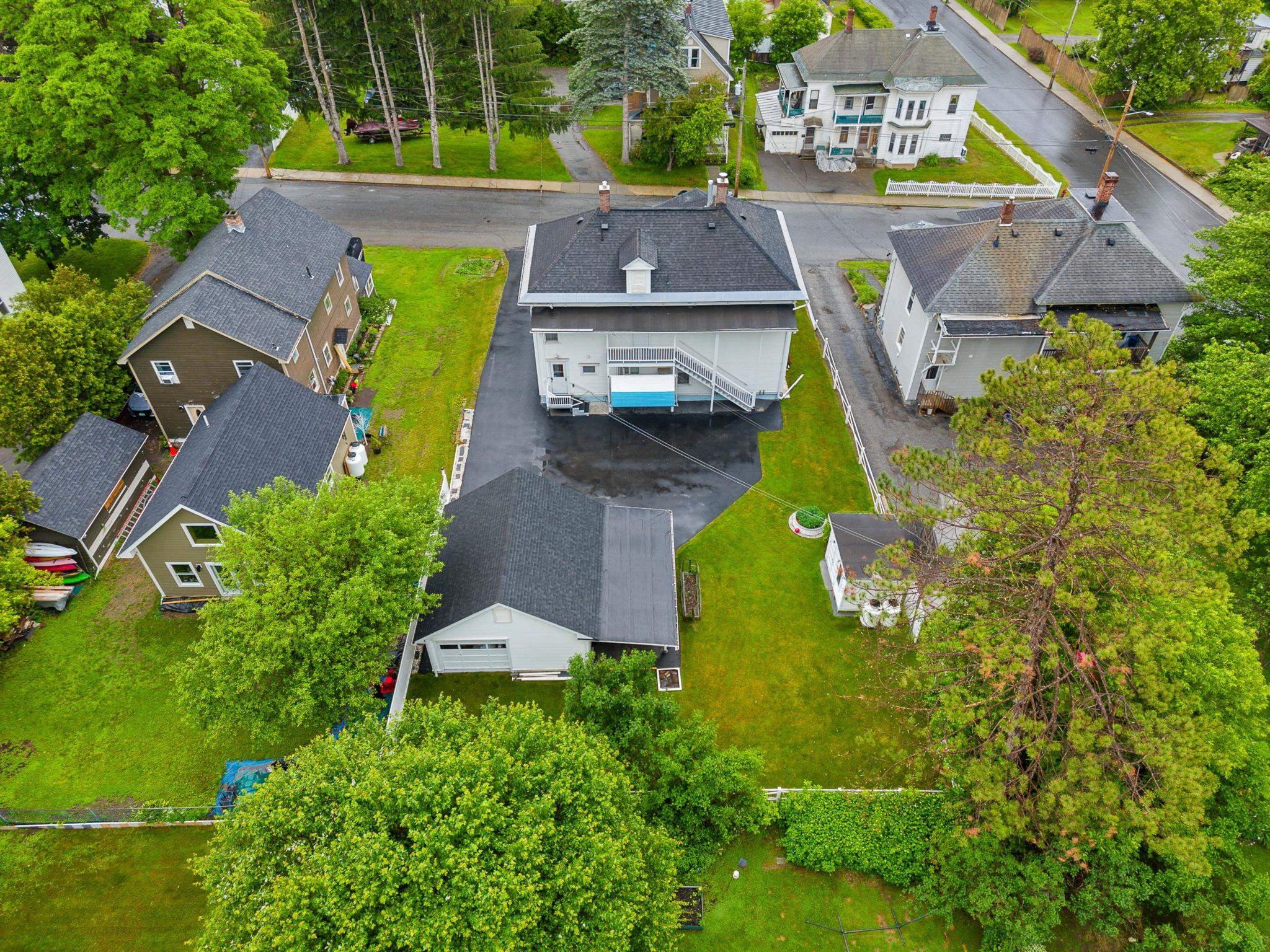 main property photo 48