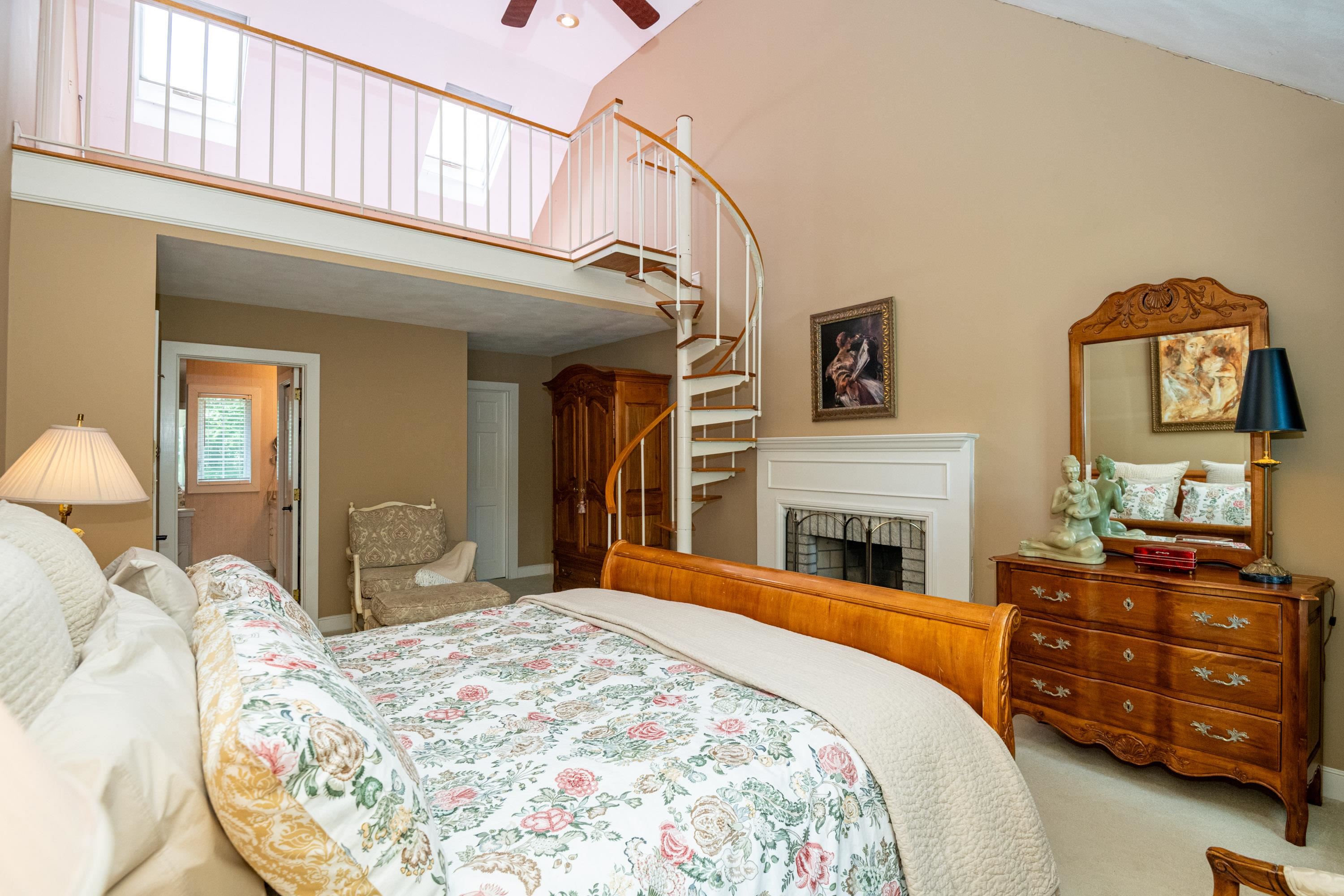 main property photo 38