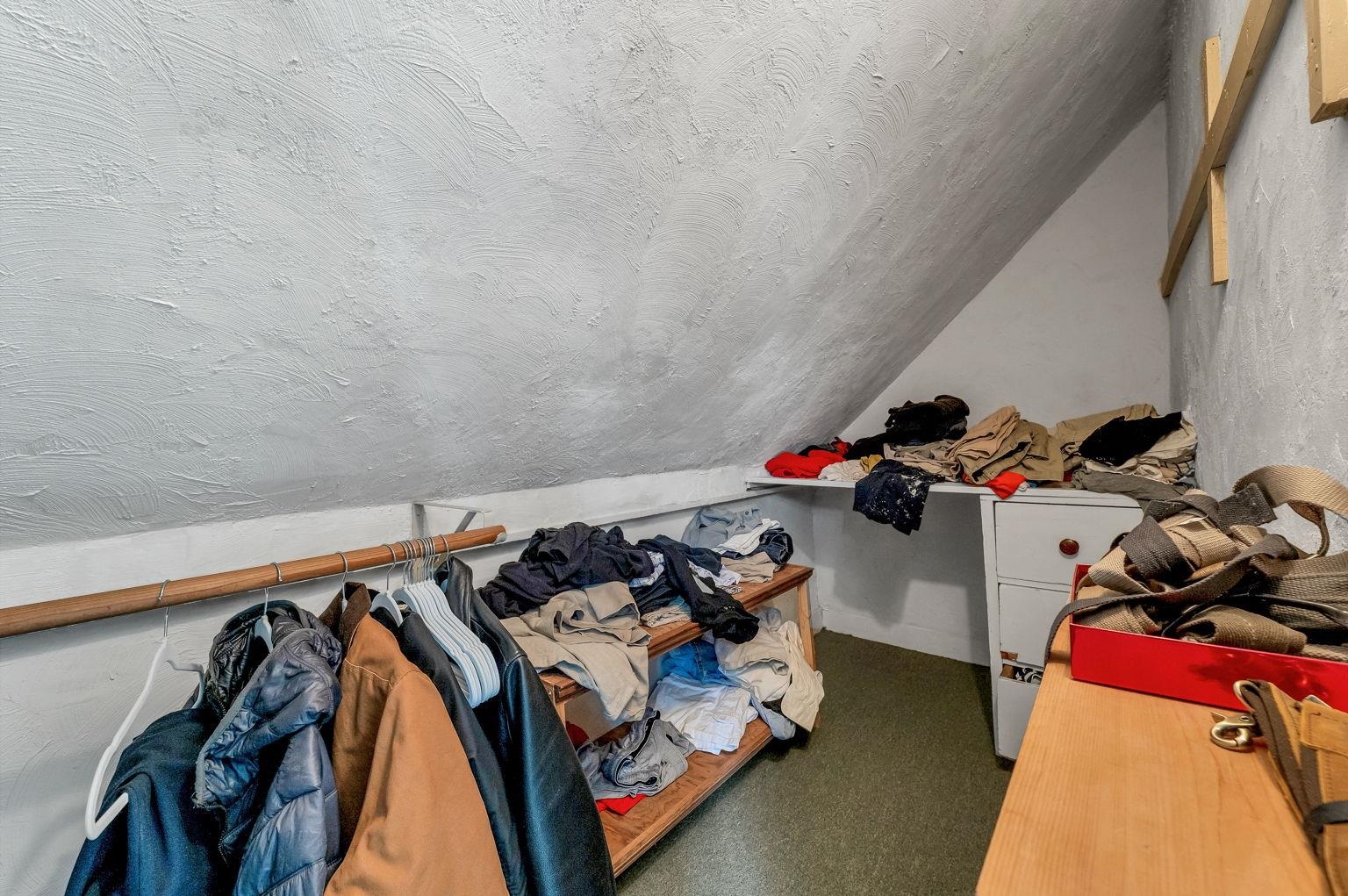 main property photo 49