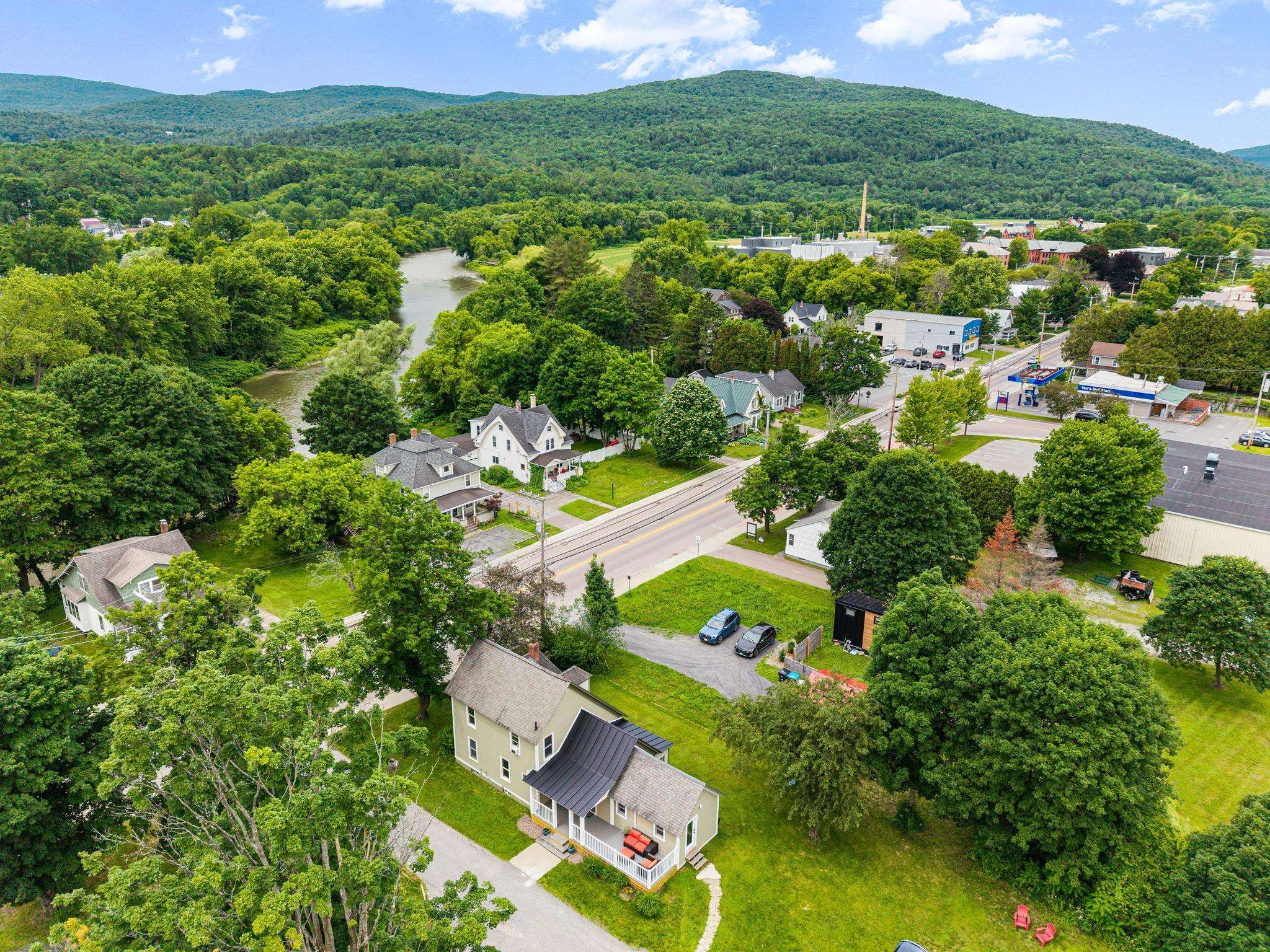 main property photo 54