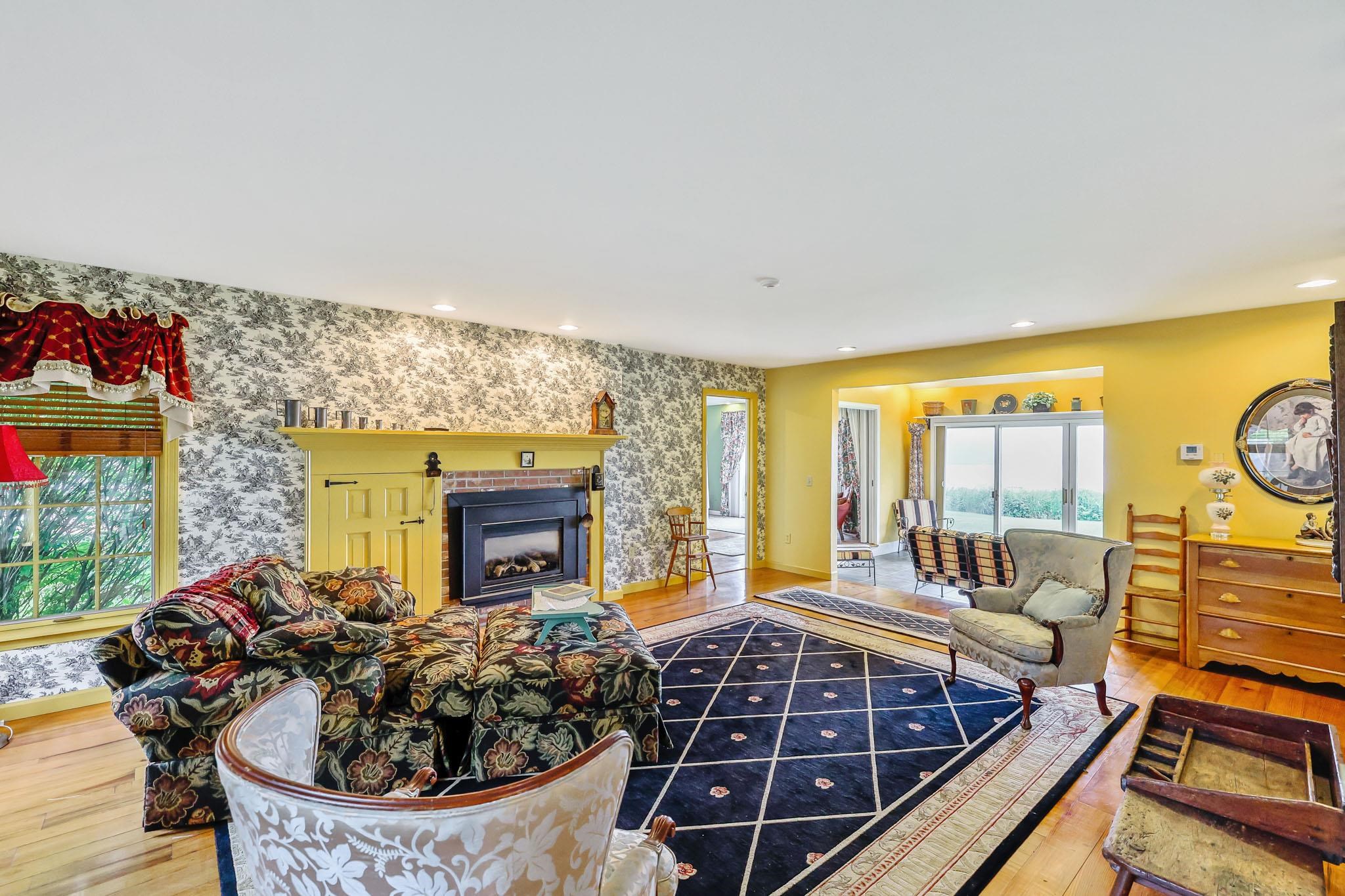 main property photo 22