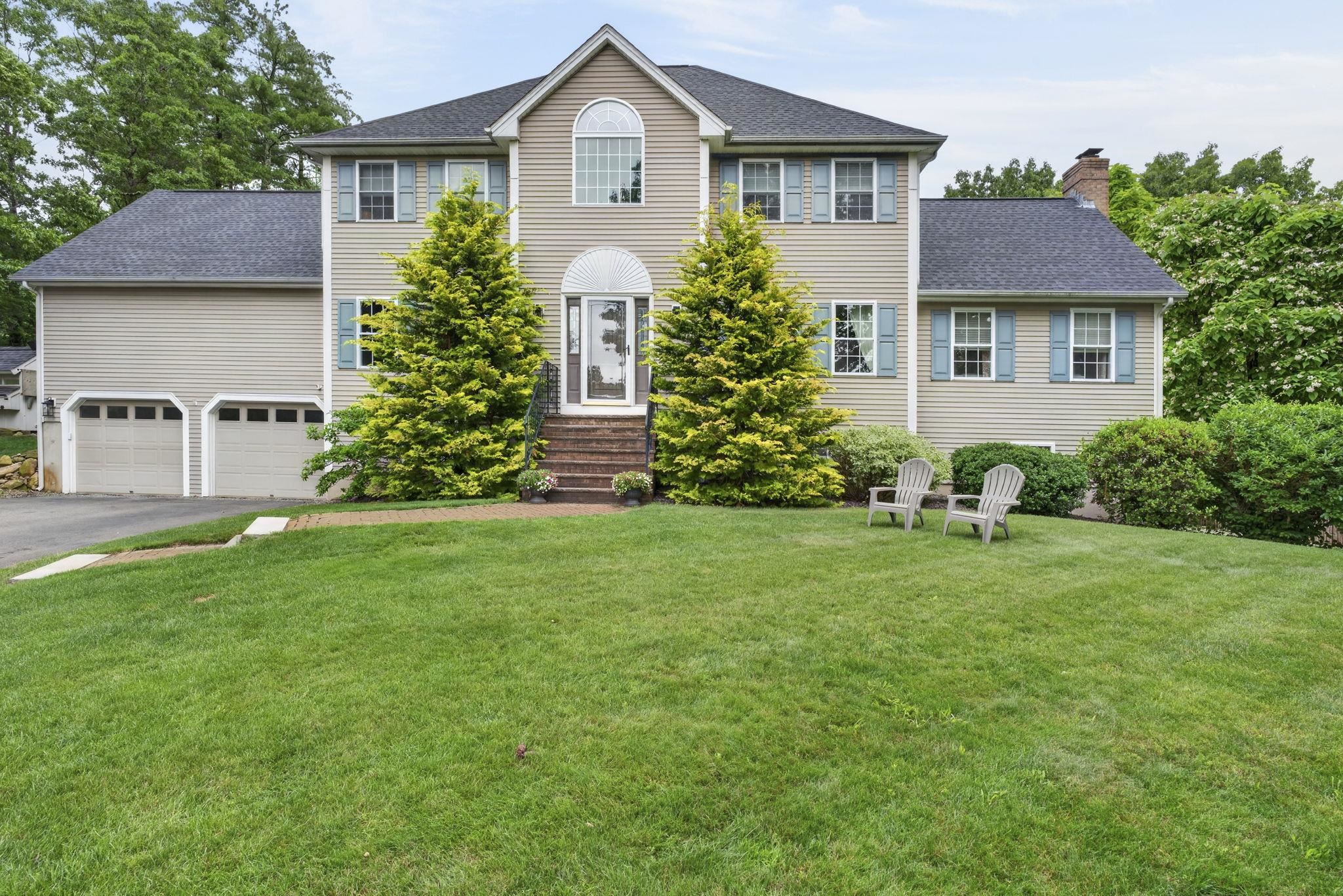 main property photo 50