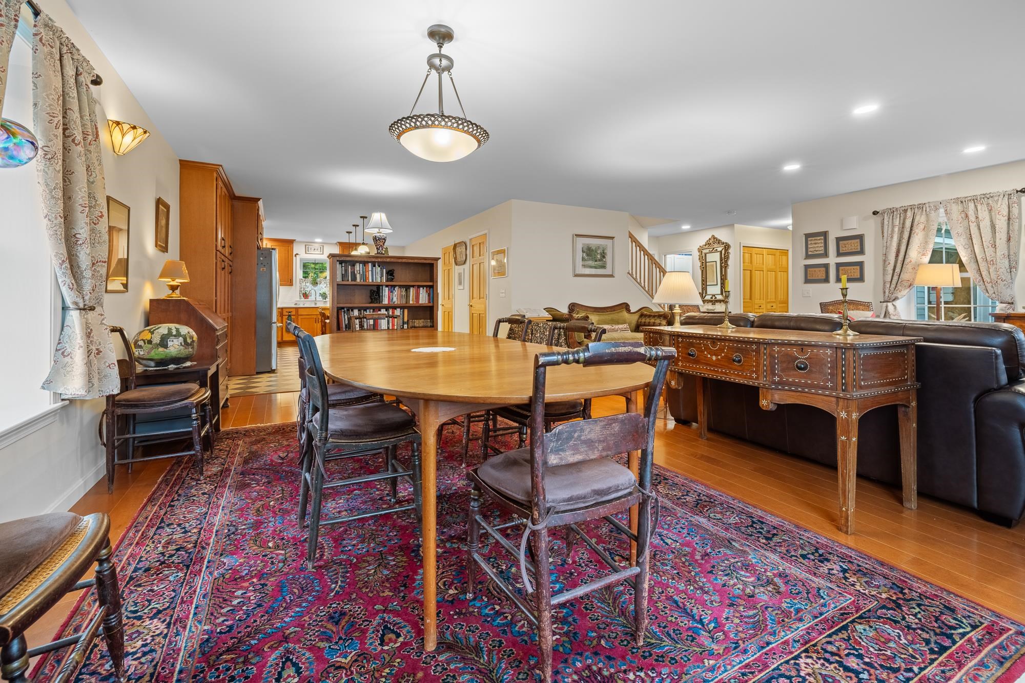 main property photo 9